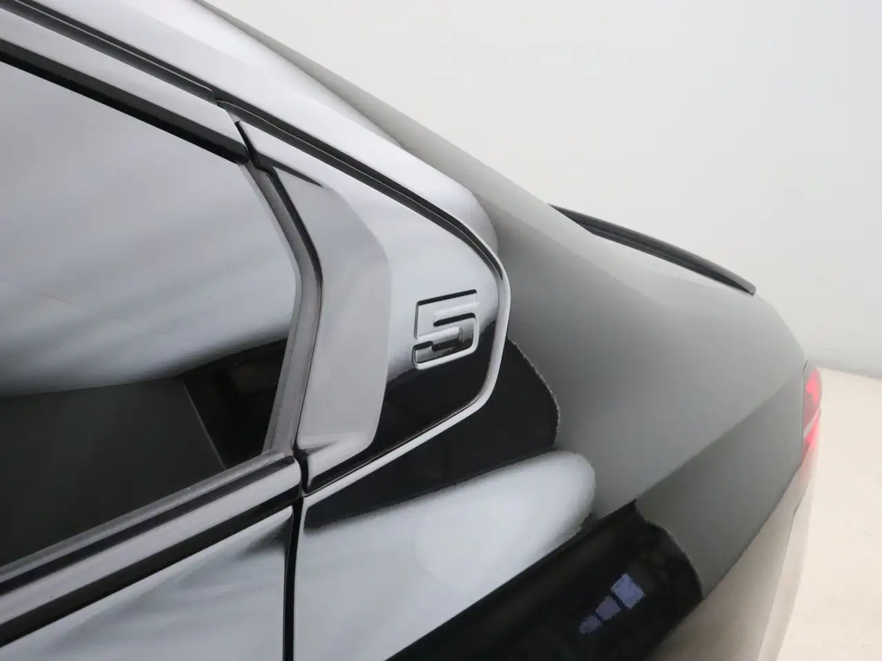 BMW i5 2026 — фото 12