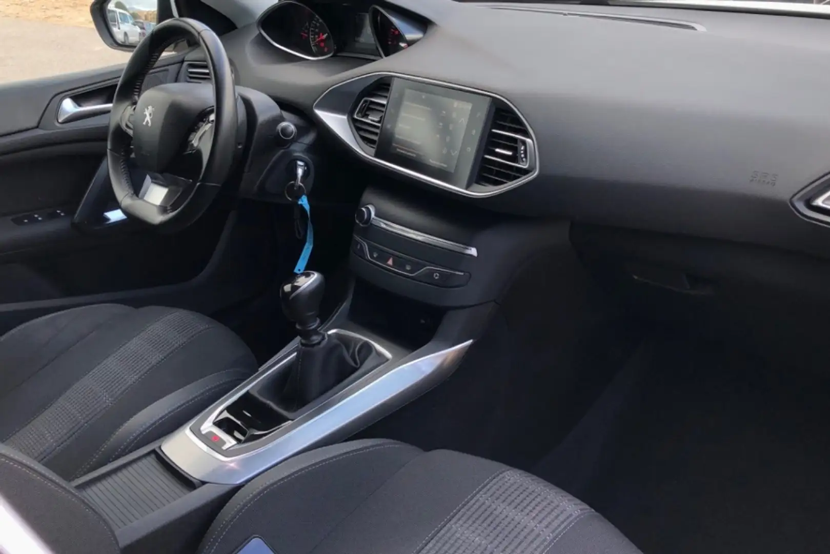 Peugeot 308 1.2 PureTech S&S Allure Pack 110 Weiß - 2
