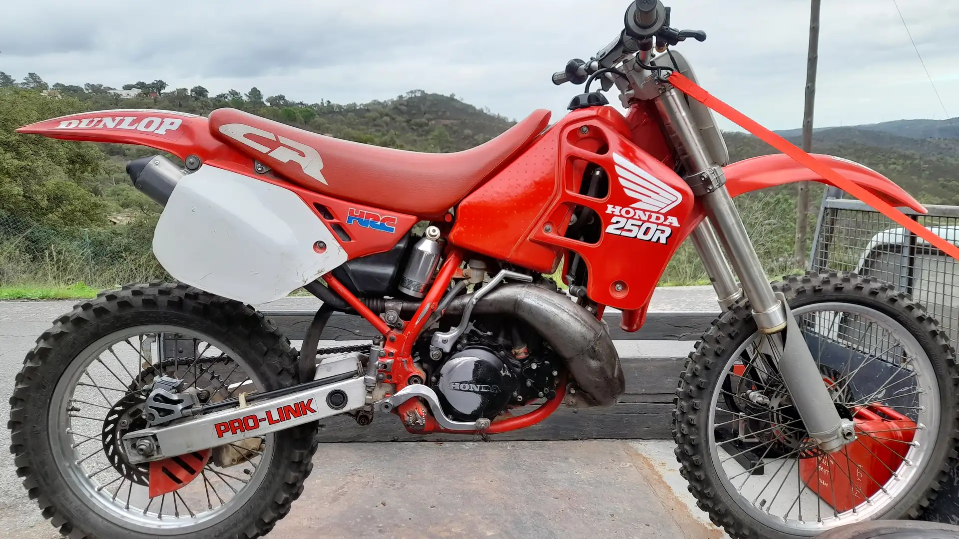 Honda CR 250 Motocross Rojo - 2