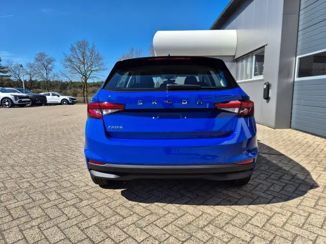 Skoda Fabia view 4