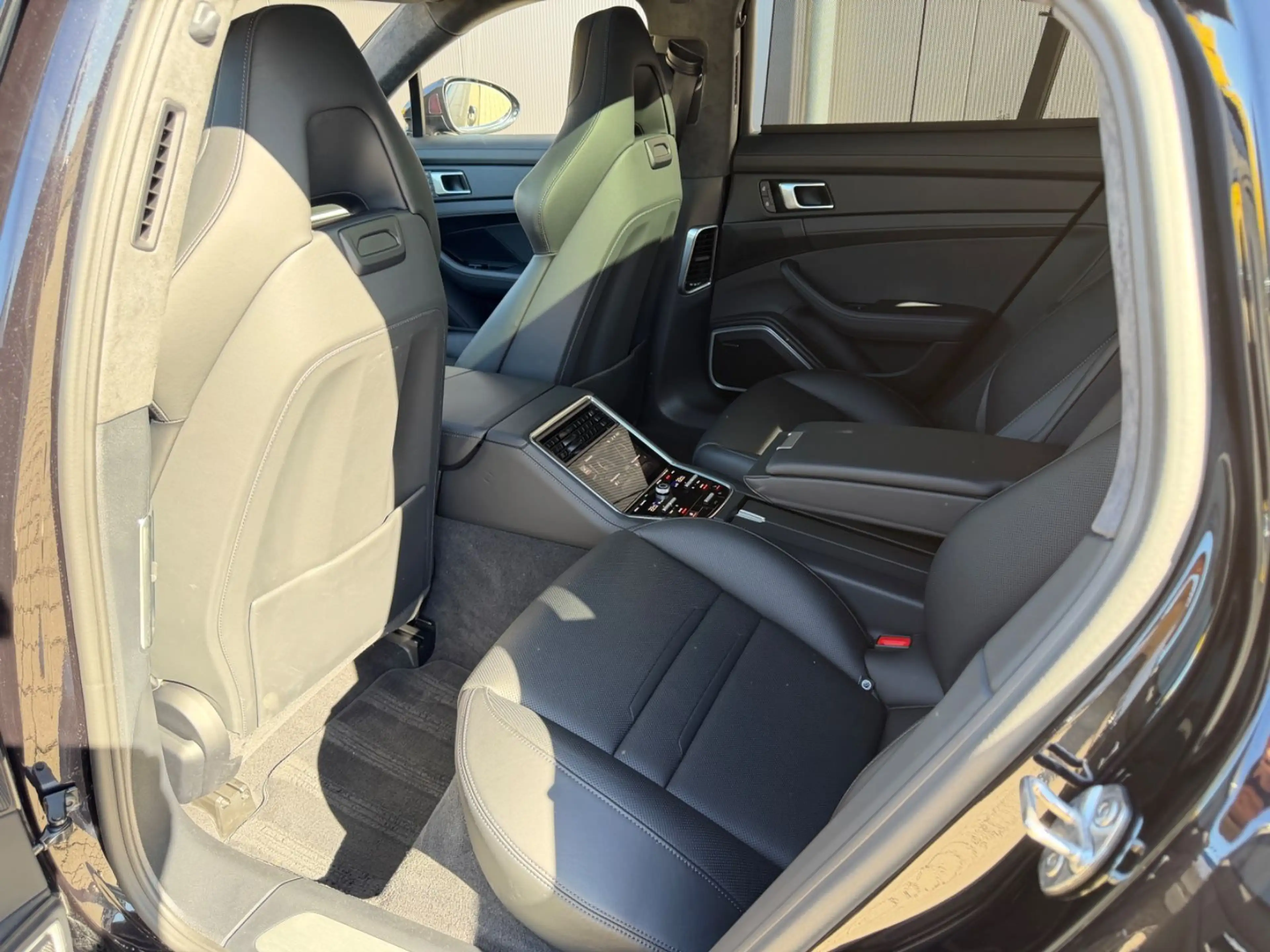 Porsche Panamera GTS InnoDrive, SoftClose, PDCC, Hinterachslenkun — photo 12