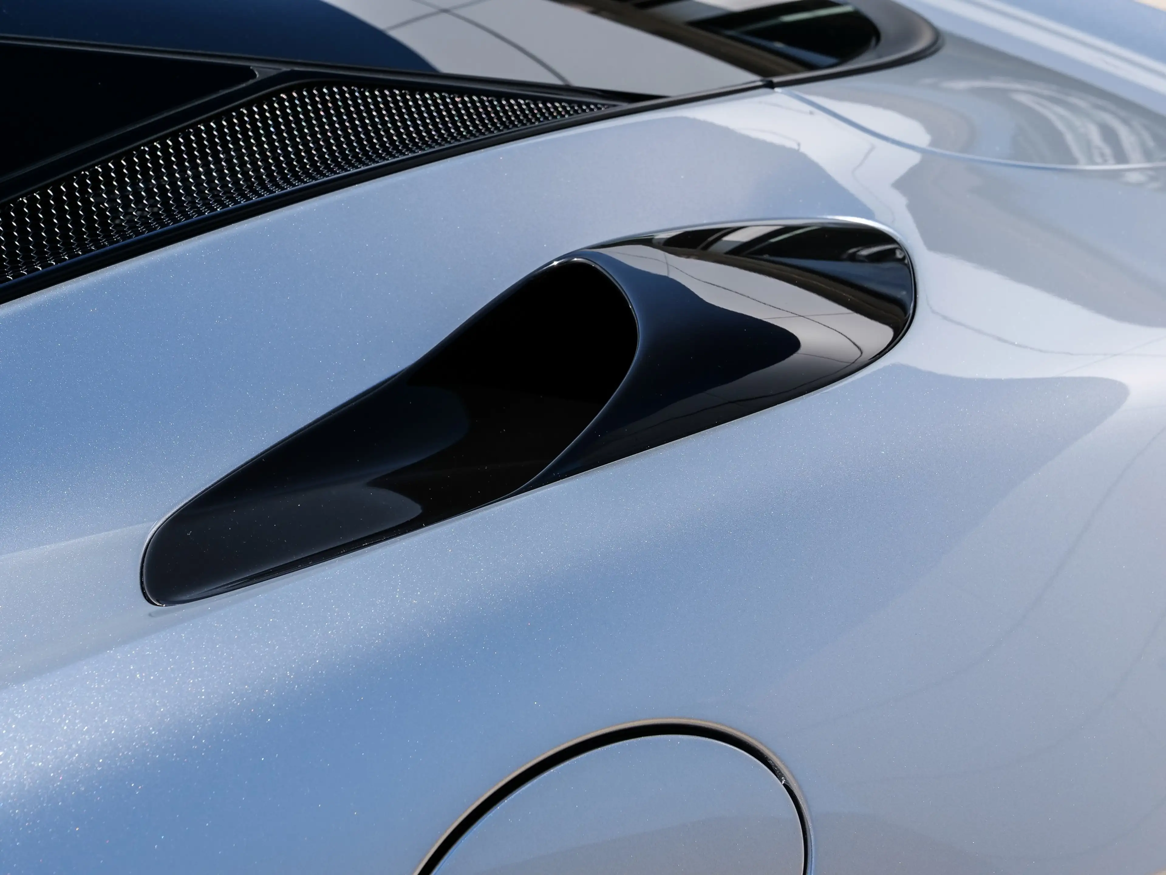 McLaren GTS Luxe, MSO Black Pack, Sports Exhaust — photo 11