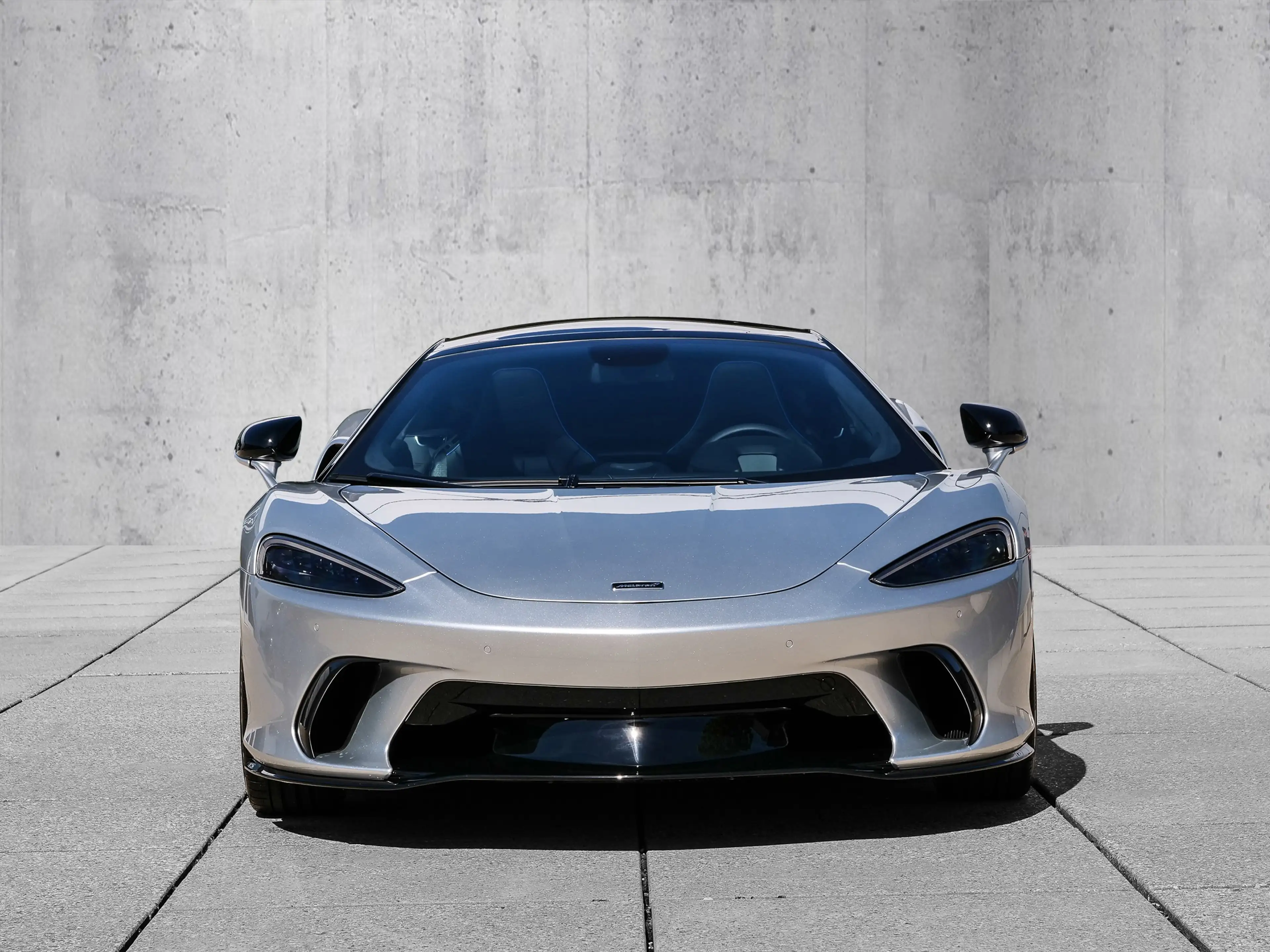 McLaren GTS Luxe, MSO Black Pack, Sports Exhaust — photo 5