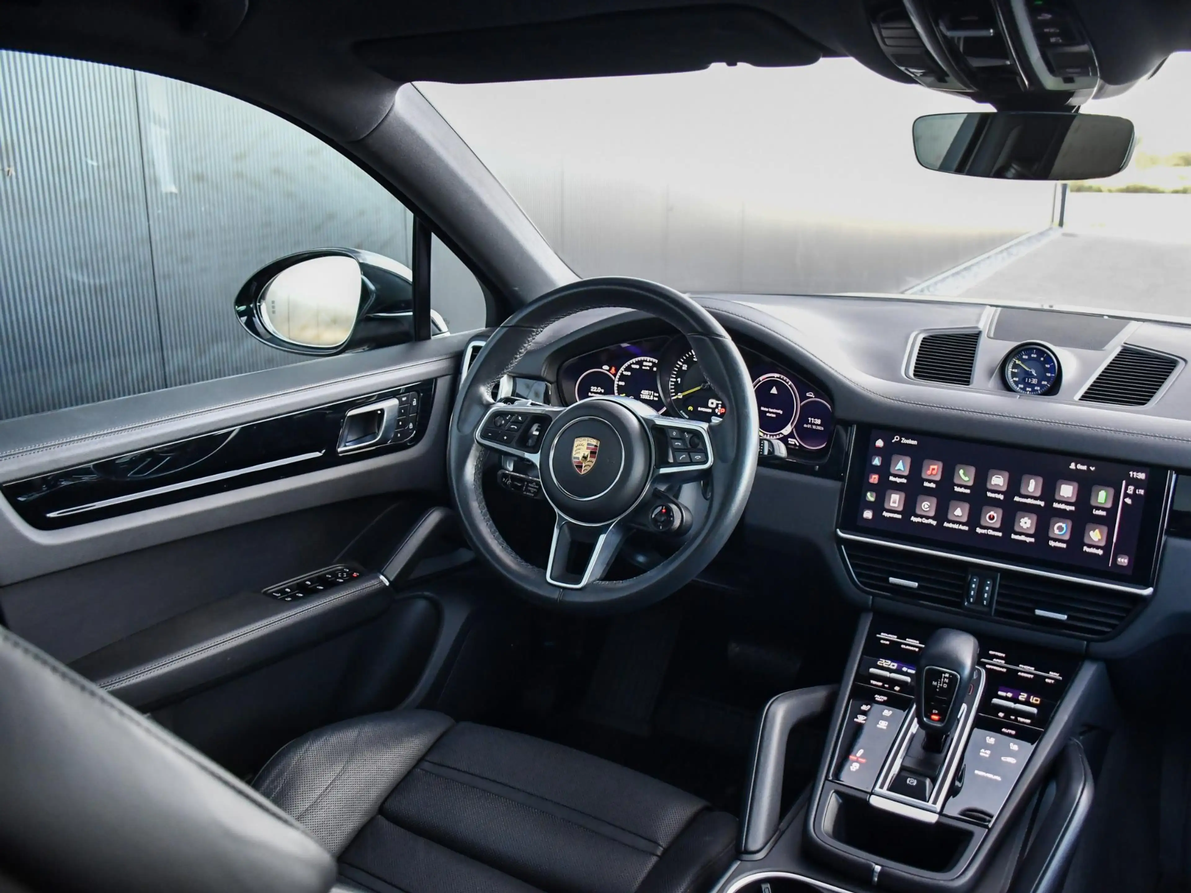Porsche Cayenne Coupé 3.0 E-Hybrid l Softclose l Sport Chrono l St — photo 12