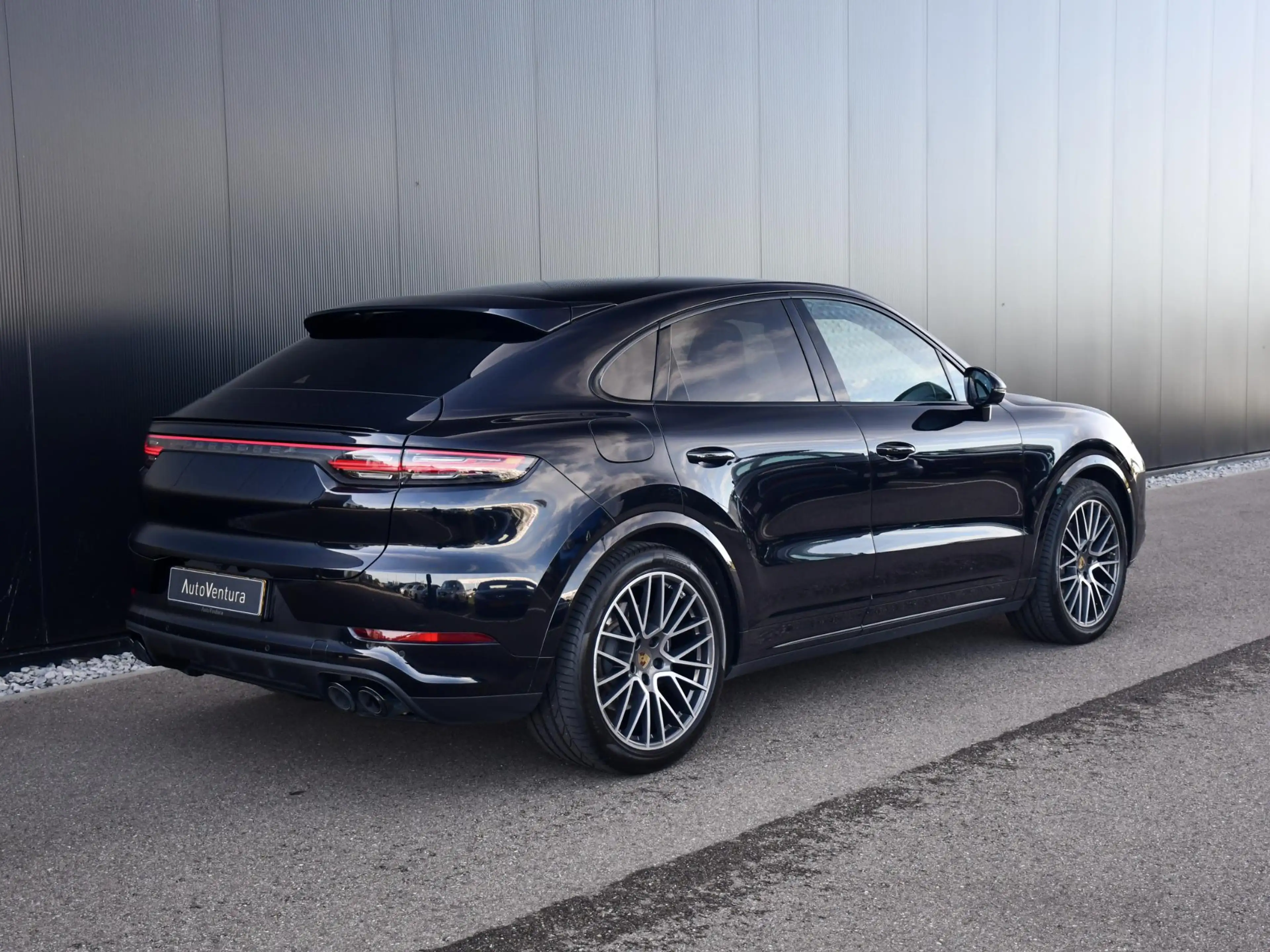Porsche Cayenne Coupé 3.0 E-Hybrid l Softclose l Sport Chrono l St — photo 38