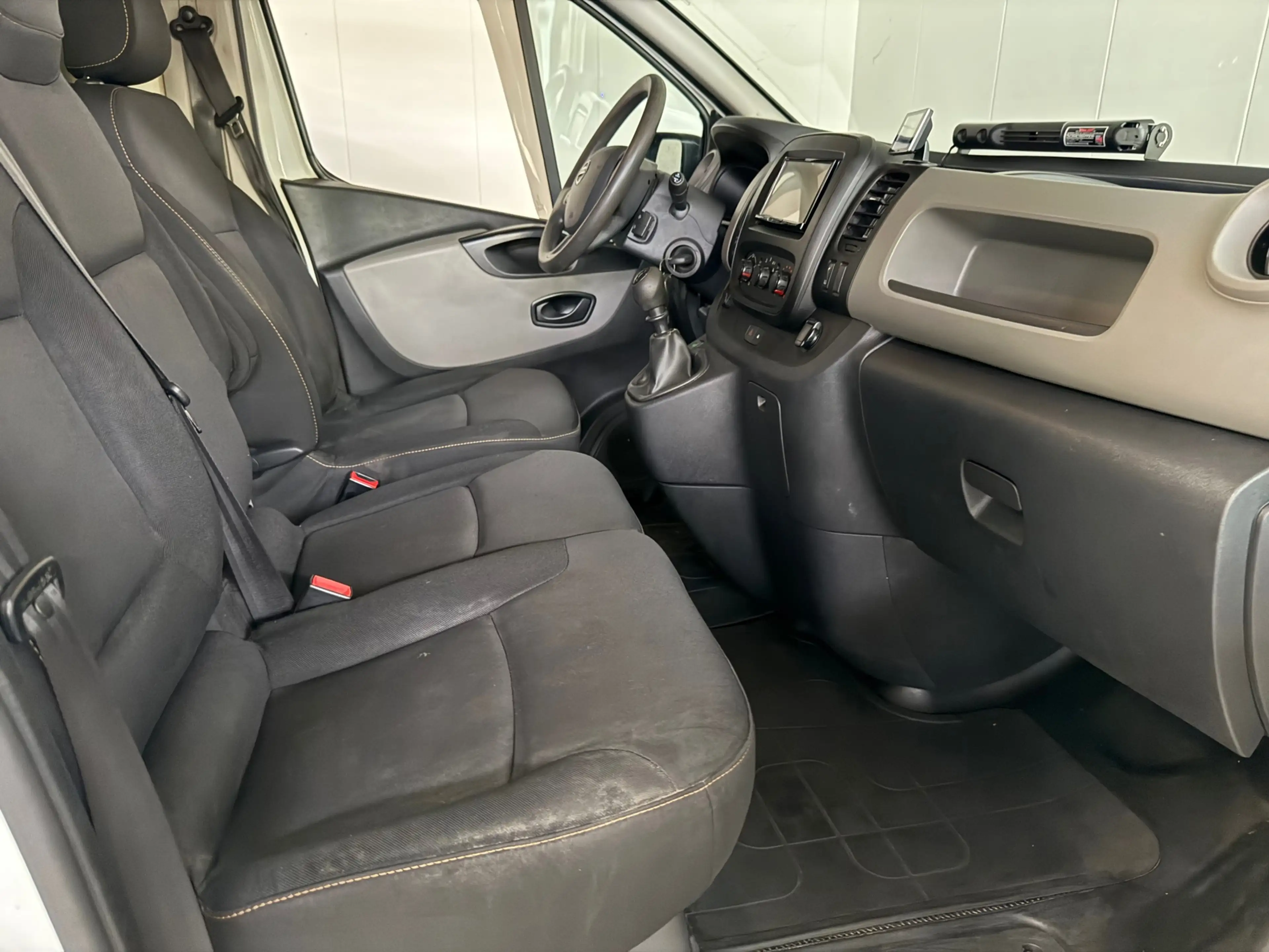 Nissan NV300 1.6 dCi 120 L2H1 Acenta Airco, Trekhaak, Imperial, — photo 3
