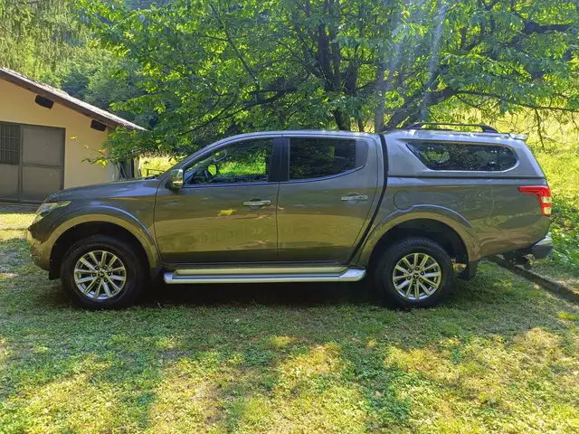 Mitsubishi L200
