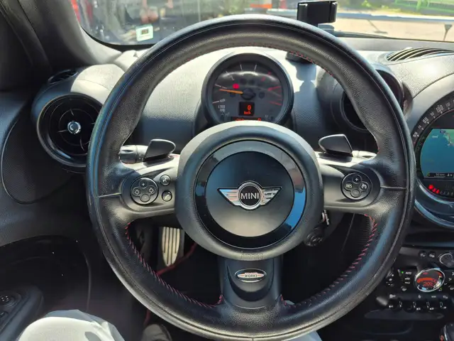 Mini Countryman view 13