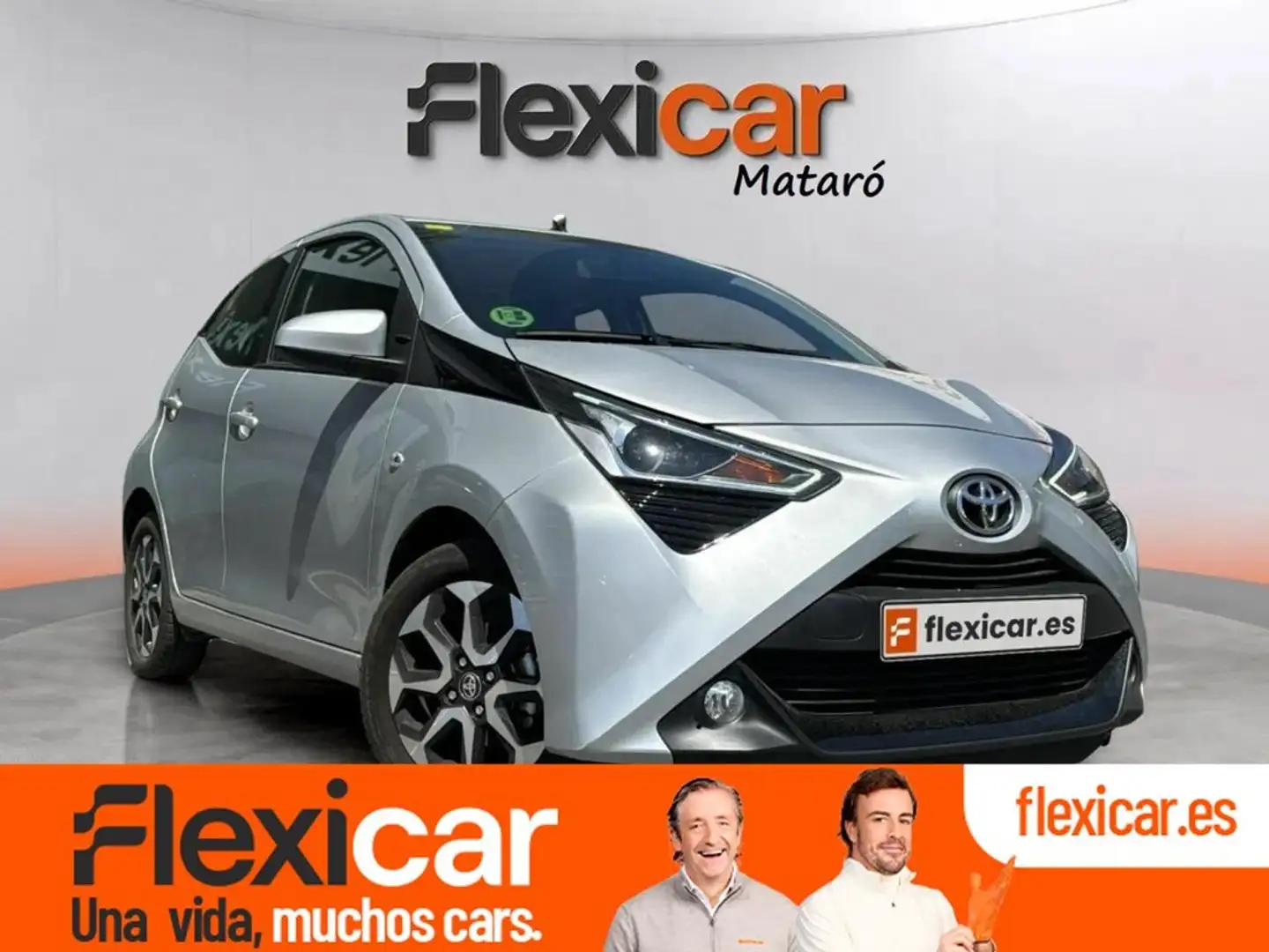 Toyota Aygo 70 x-style Amarillo - 1
