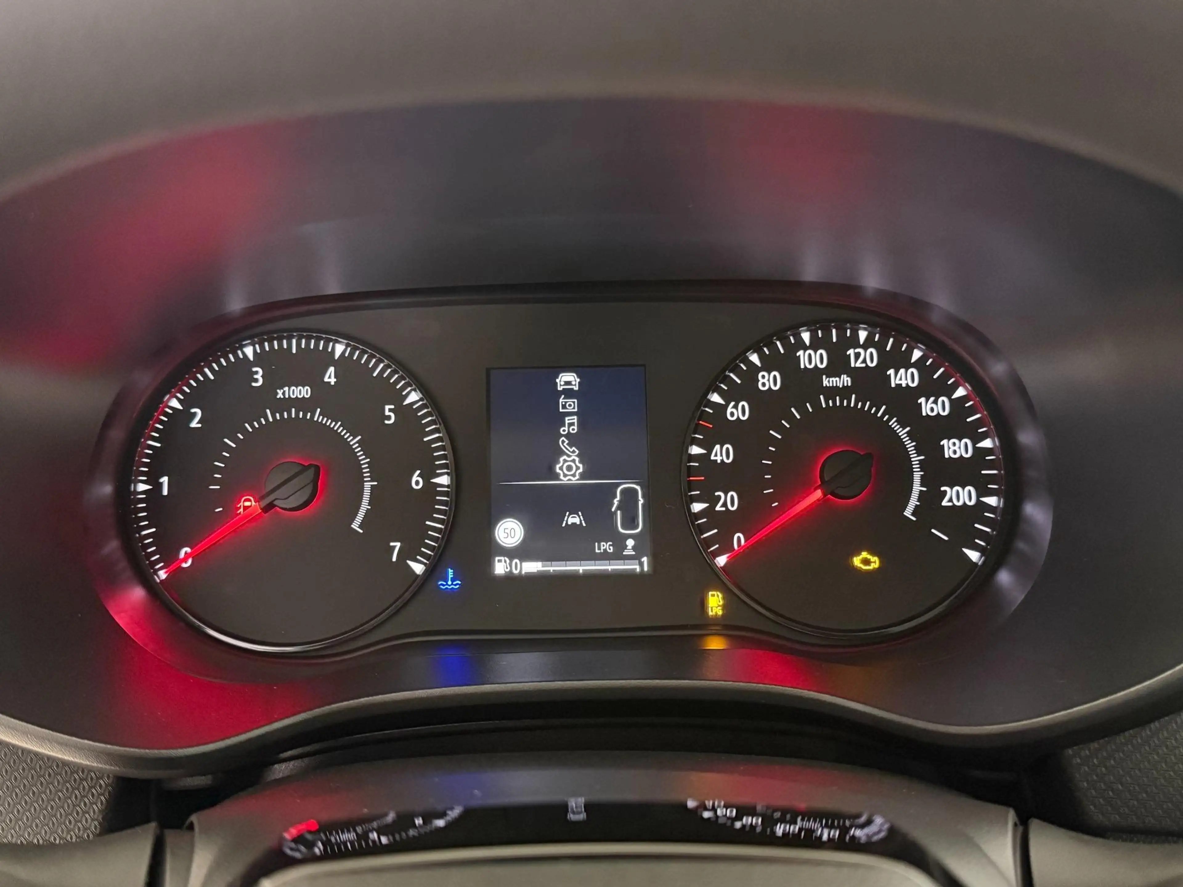 Dacia Jogger 1.2 ECO-G 120 90 KW Benzin / LPG, 7-Sitzer, 6-G... — photo 15