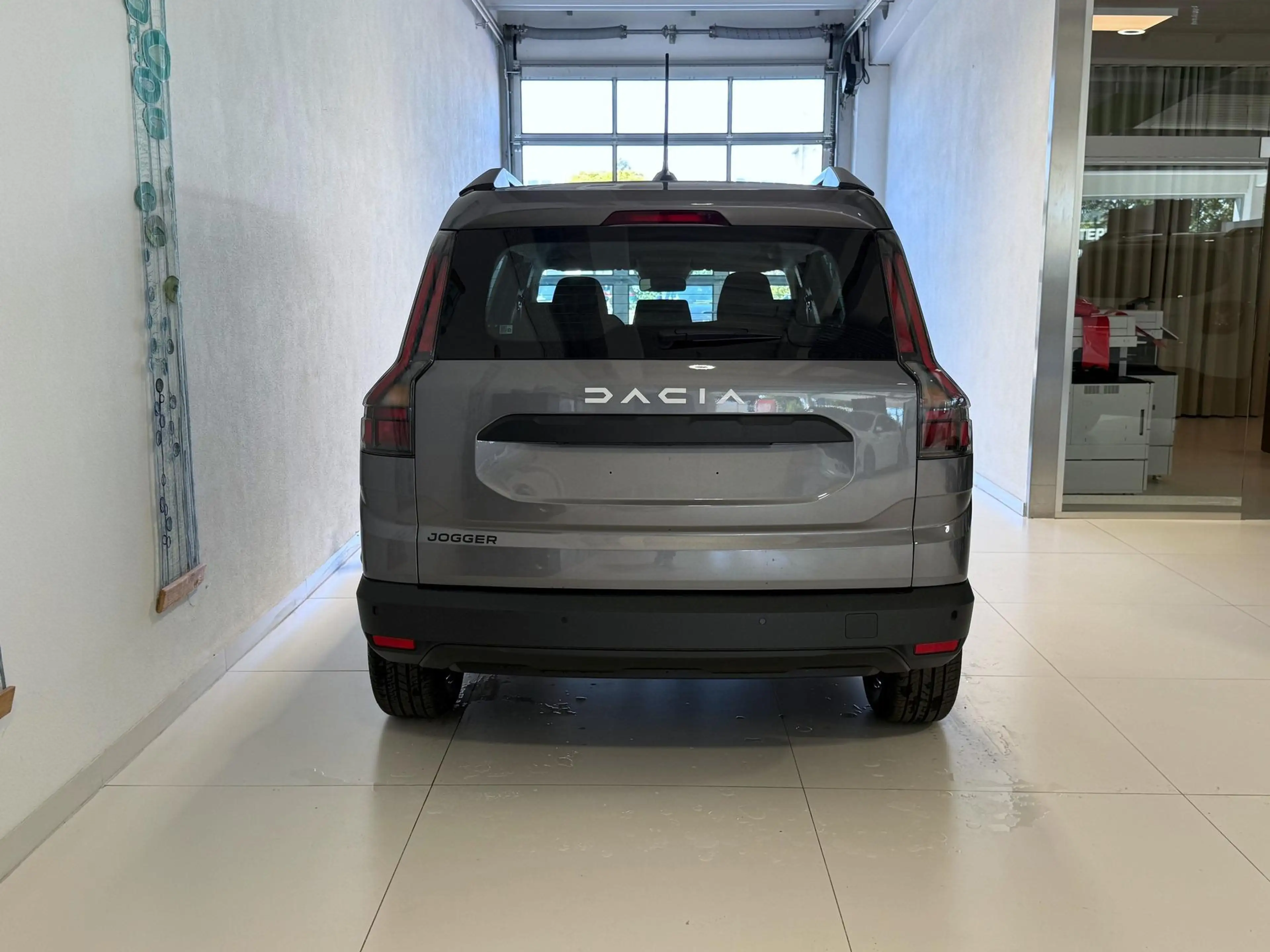 Dacia Jogger 1.2 ECO-G 120 90 KW Benzin / LPG, 7-Sitzer, 6-G... — photo 6