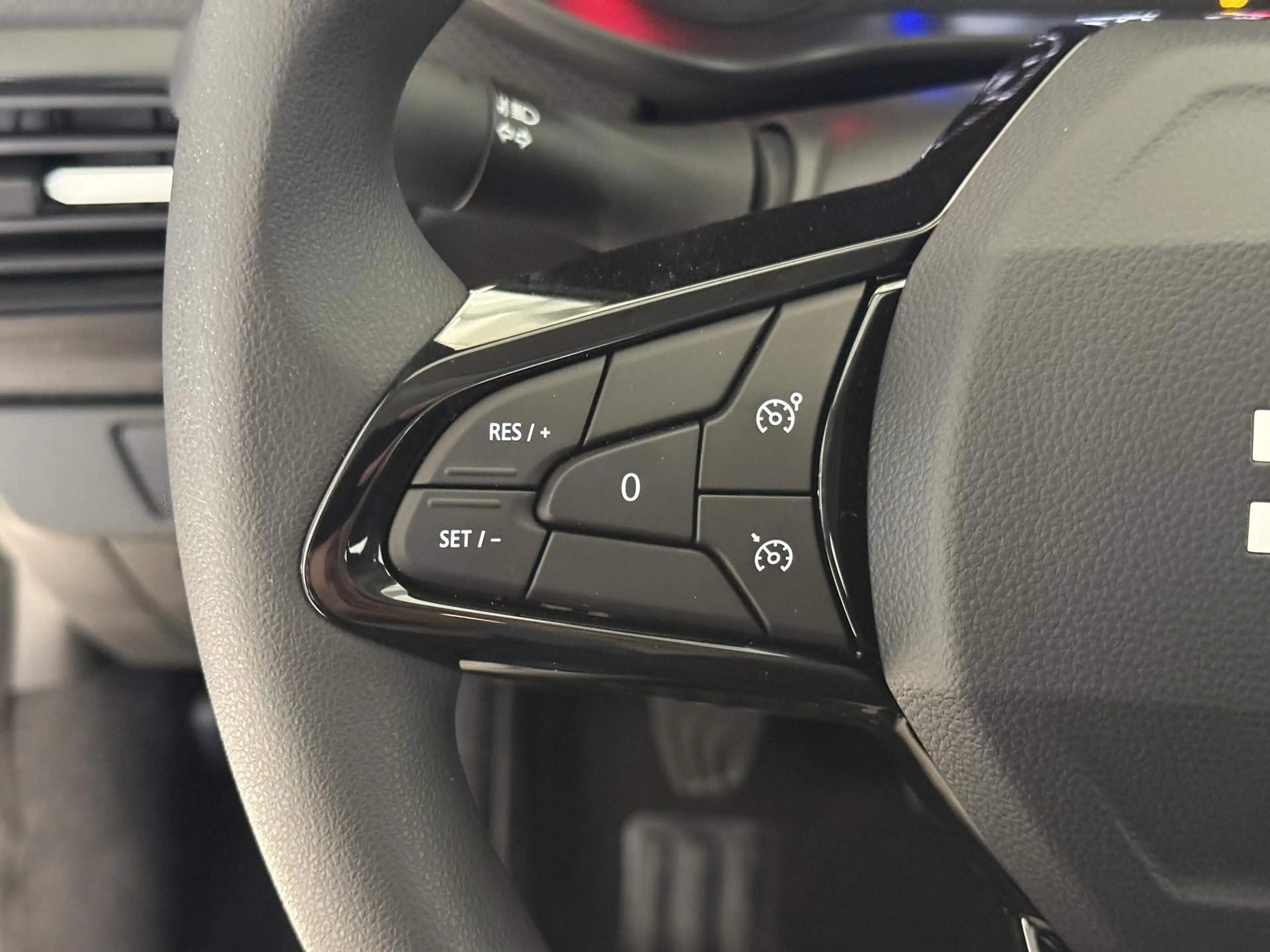 Dacia Jogger 1.2 ECO-G 120 90 KW Benzin / LPG, 7-Sitzer, 6-G... — photo 14