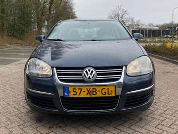Jetta 1.6 FSI Comfort