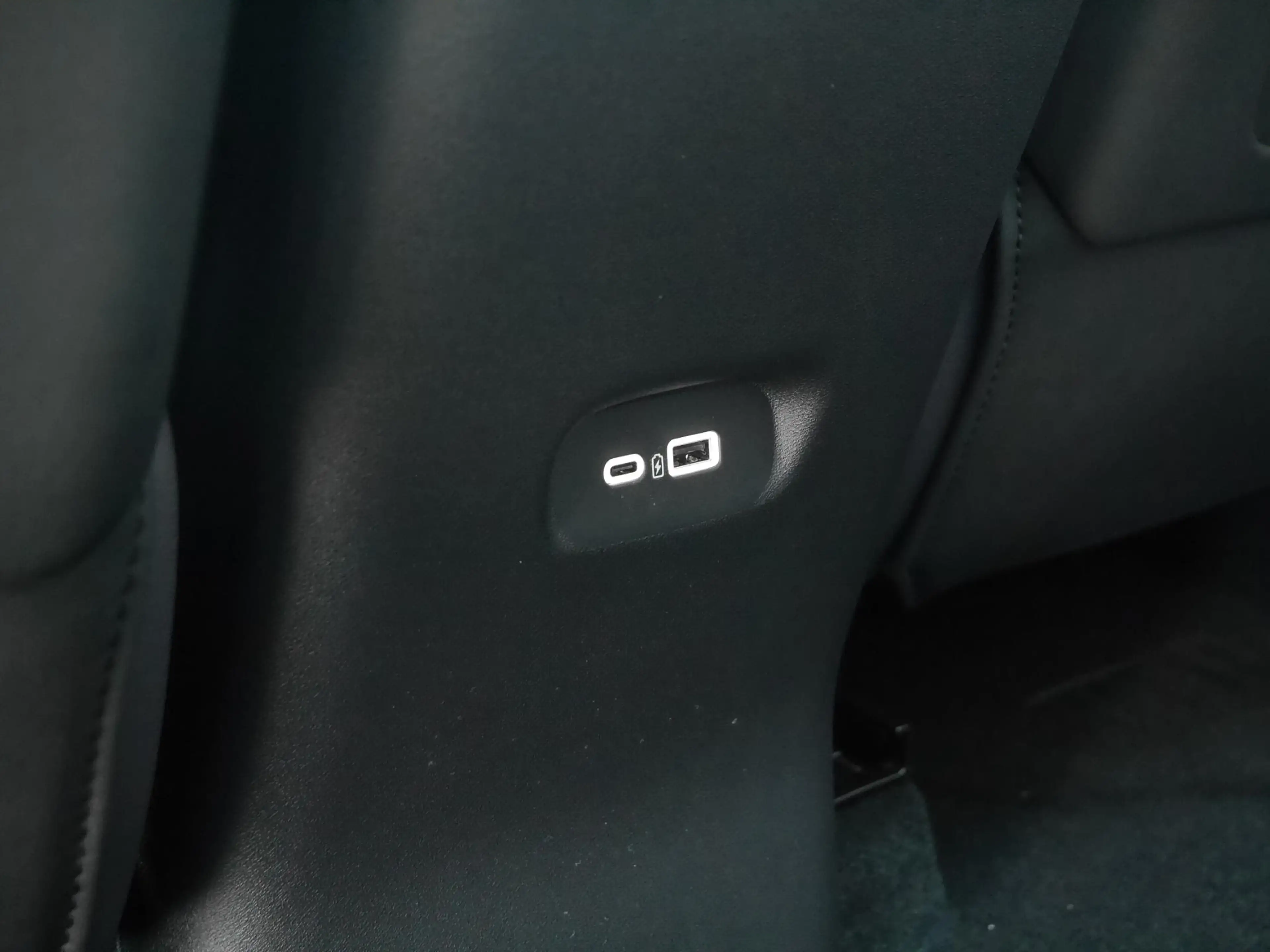 Leapmotor C10 Design Pro 69.9 kWh | Nieuw | Uit voorraad | Panor — photo 12