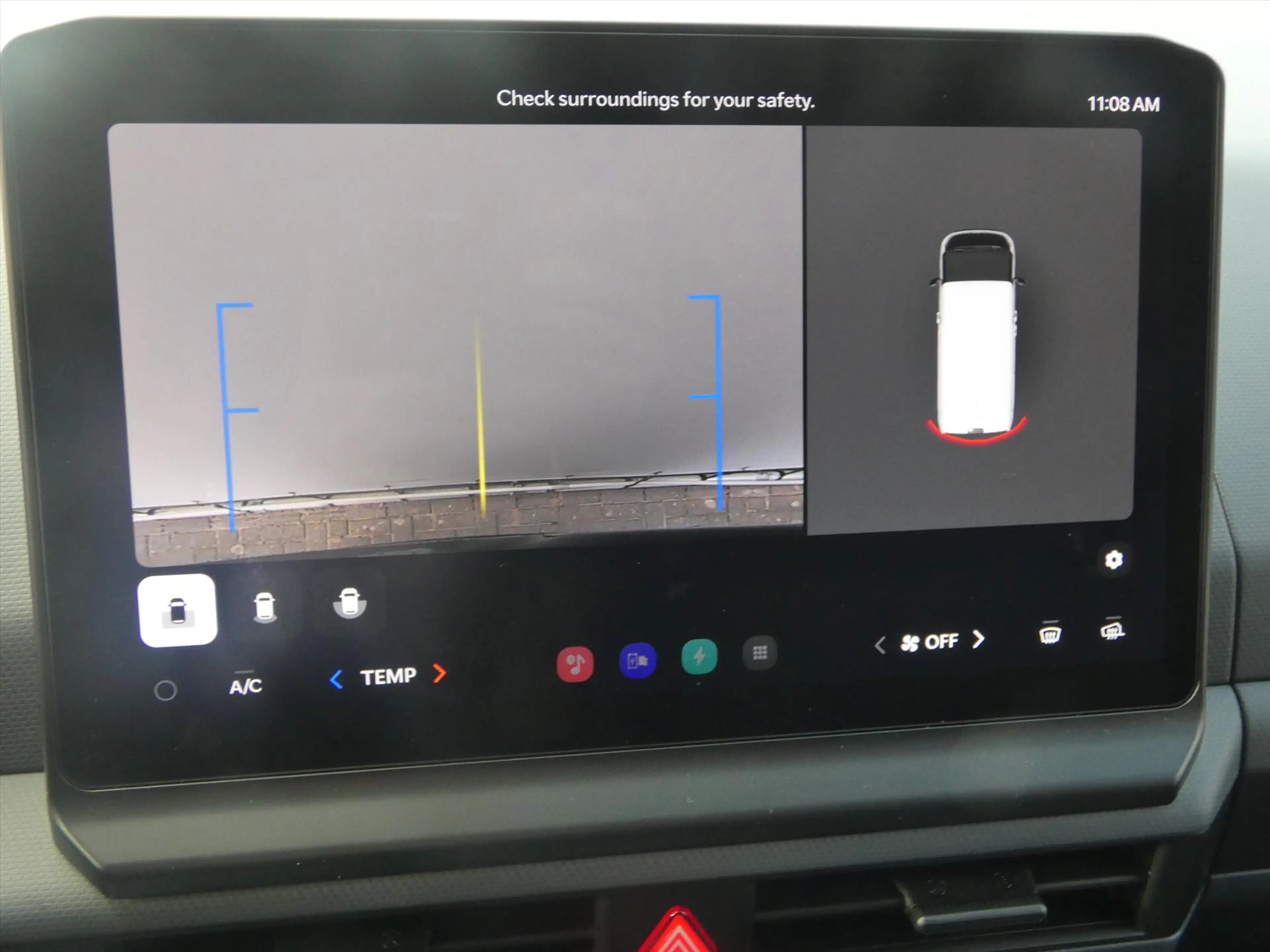 Kia PV5 Cargo 71,2 kWh 163pk L2H1 Plus — photo 15