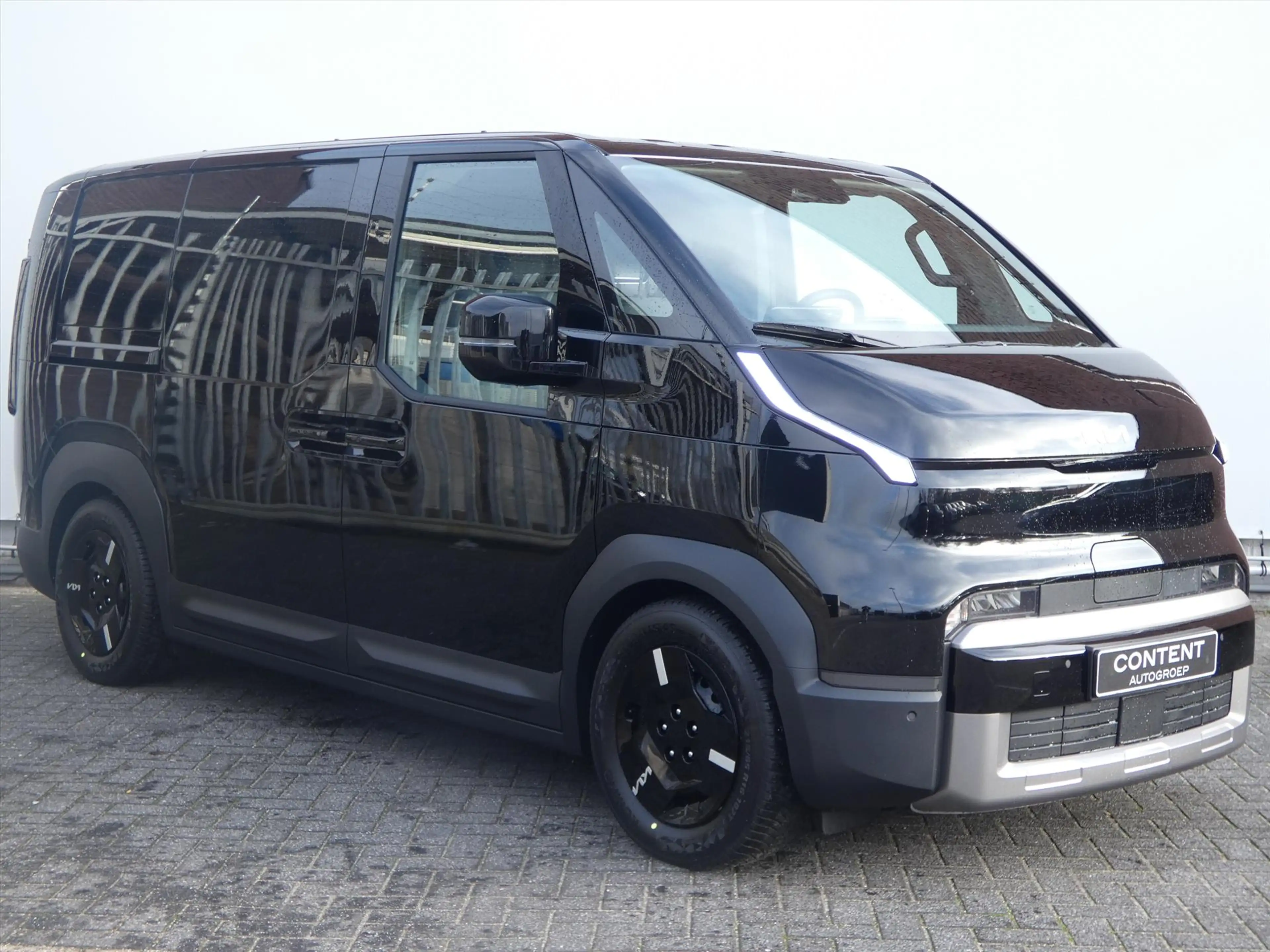 Kia PV5 Cargo 71,2 kWh 163pk L2H1 Plus — photo 3