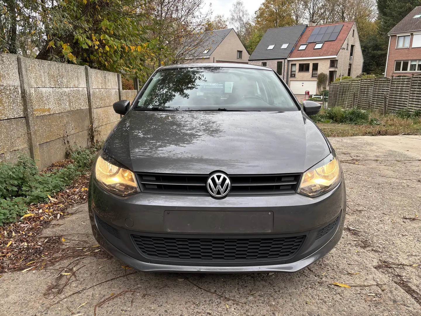 Volkswagen Polo 1.4i Automatique Gris - 2