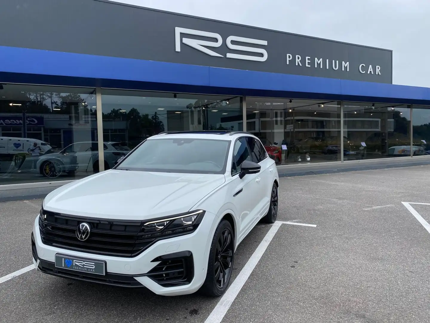 Volkswagen Touareg 3.0TDI V6 R-Line Tiptronic 4Motion 210kW Blanco - 1