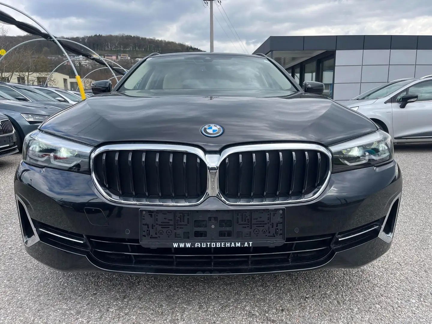 BMW 530 530e xDrive Touring Aut. Leder-Carplay-Keyless Schwarz - 2