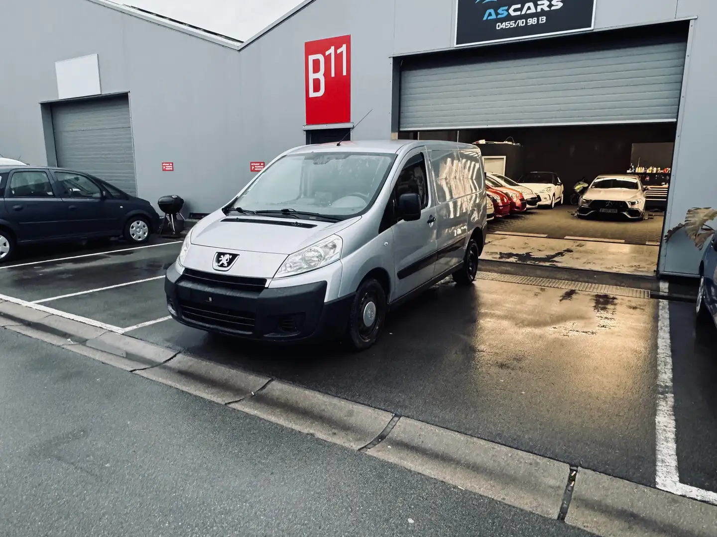 Peugeot Expert 1.6 HDi 229 L2H1 Сірий - 1