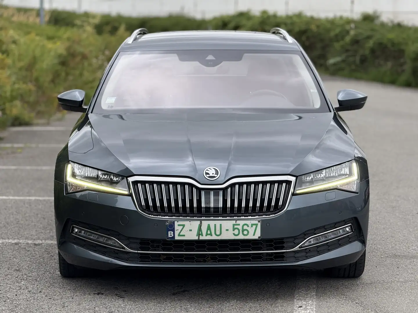 Skoda Superb Combi 2.0 TDI DSG LICHTE VRACHT STOELEN ERBIJ Grigio - 2
