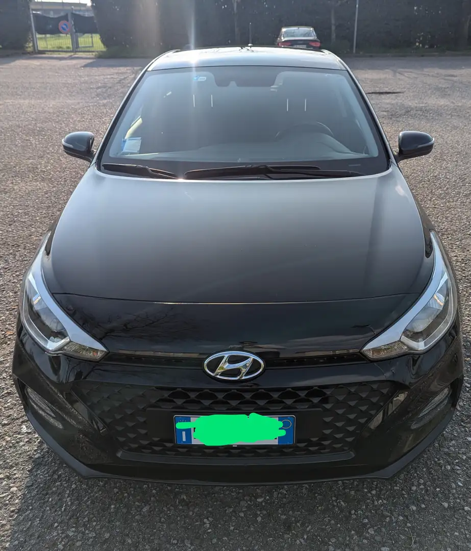 Hyundai i20 i20 II 20185p 1.2 mpi Connectline econext Gpl 73cv Nero - 1