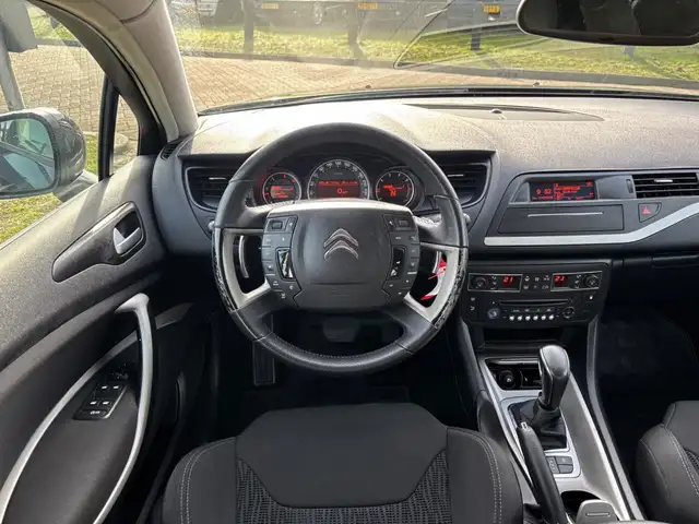 Citroen C5 view 13