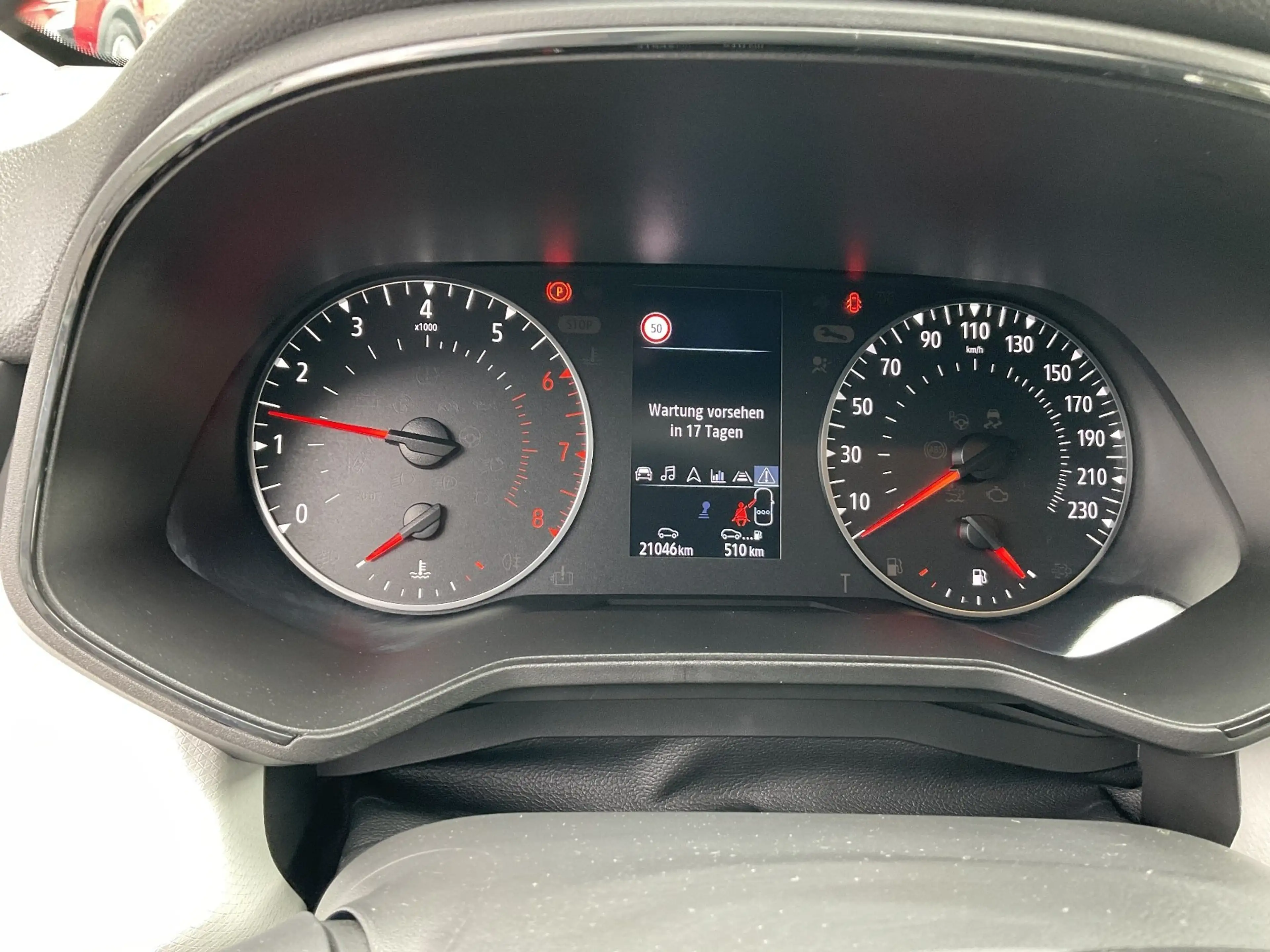 Renault Clio V EVOLUTION TCe 90 Navigation Winterp. — photo 12