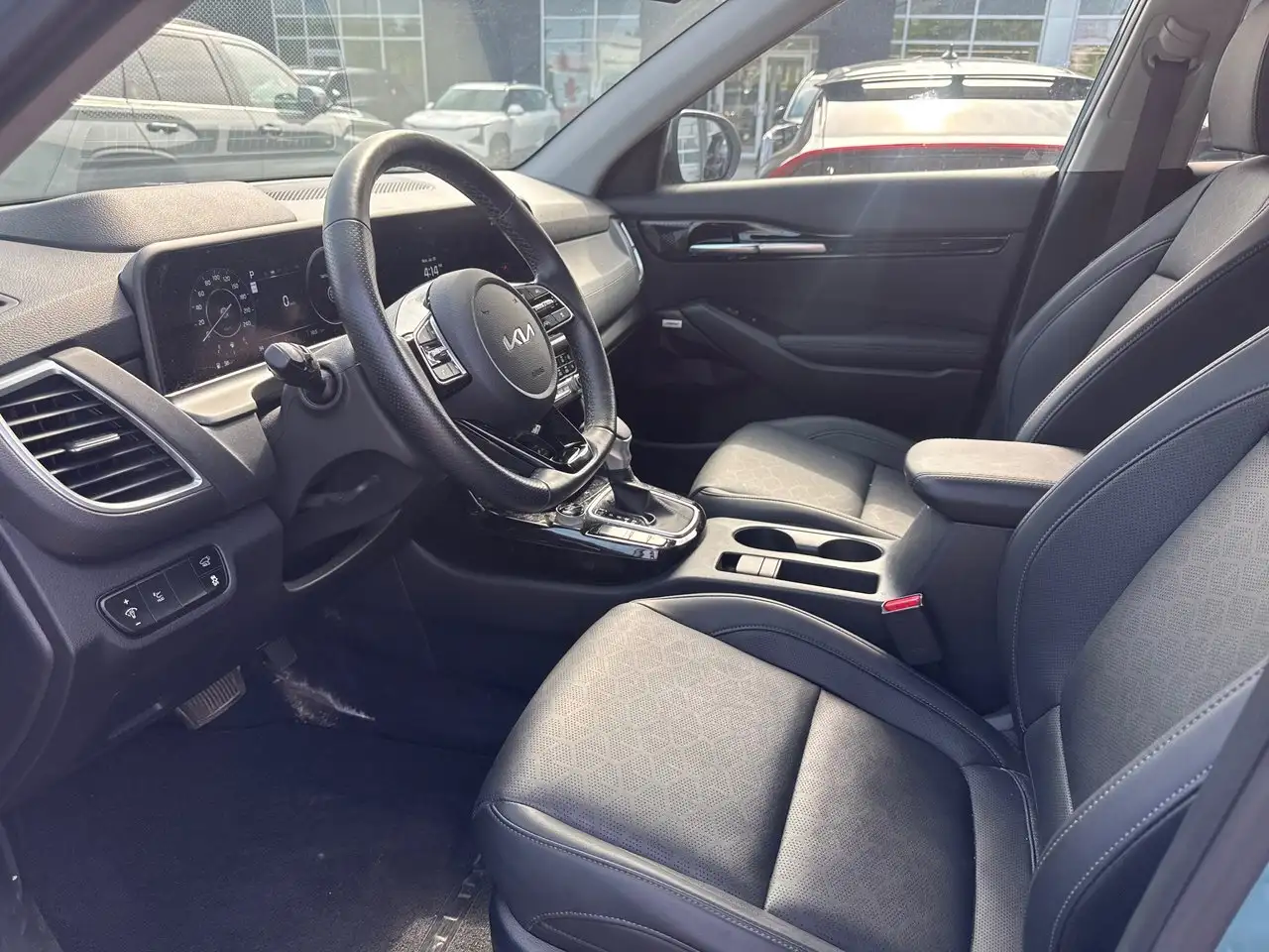 Kia Seltos снимка Kia Seltos