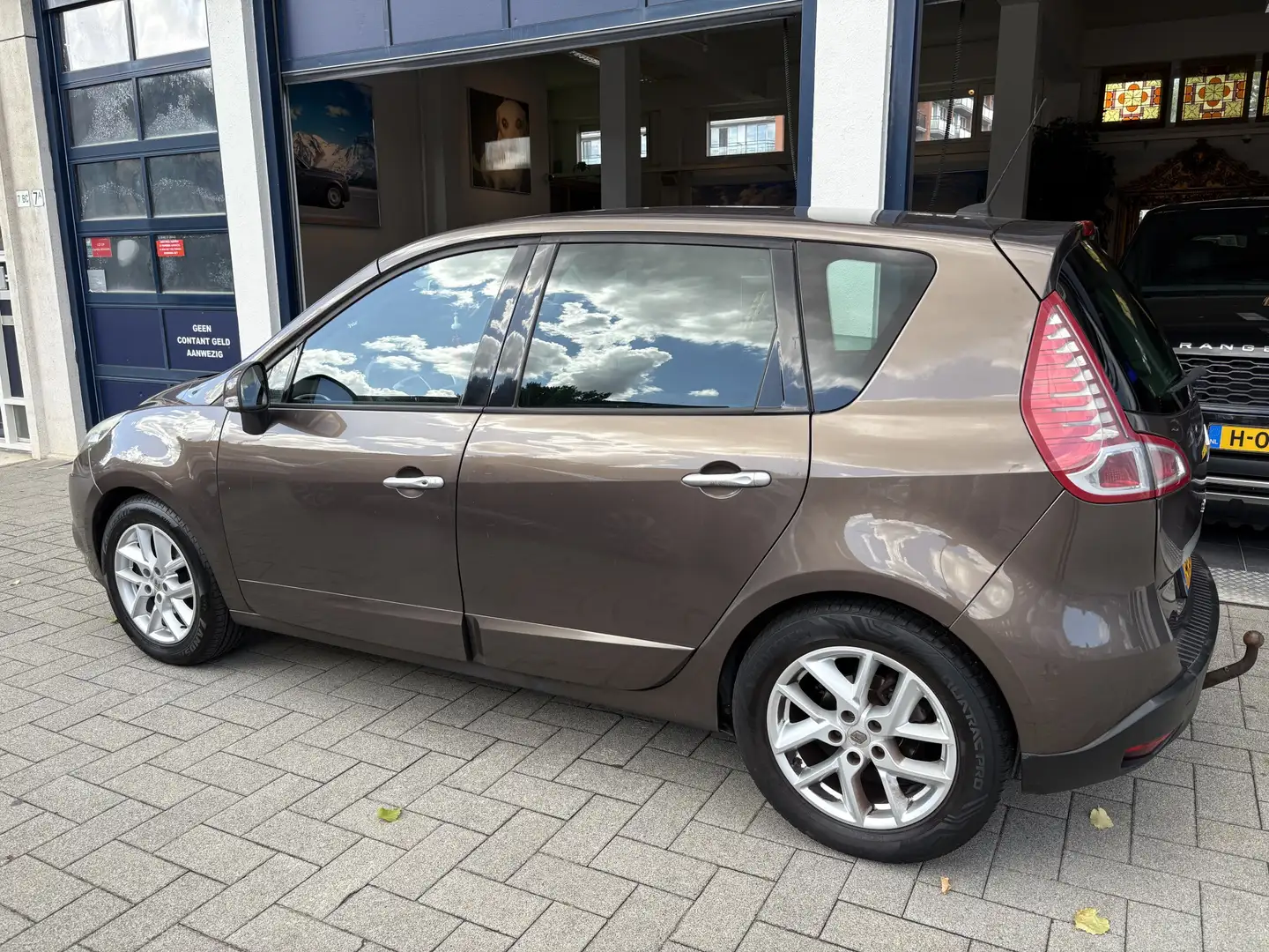 Renault Scenic 1.5 dCi Expression Brun - 2