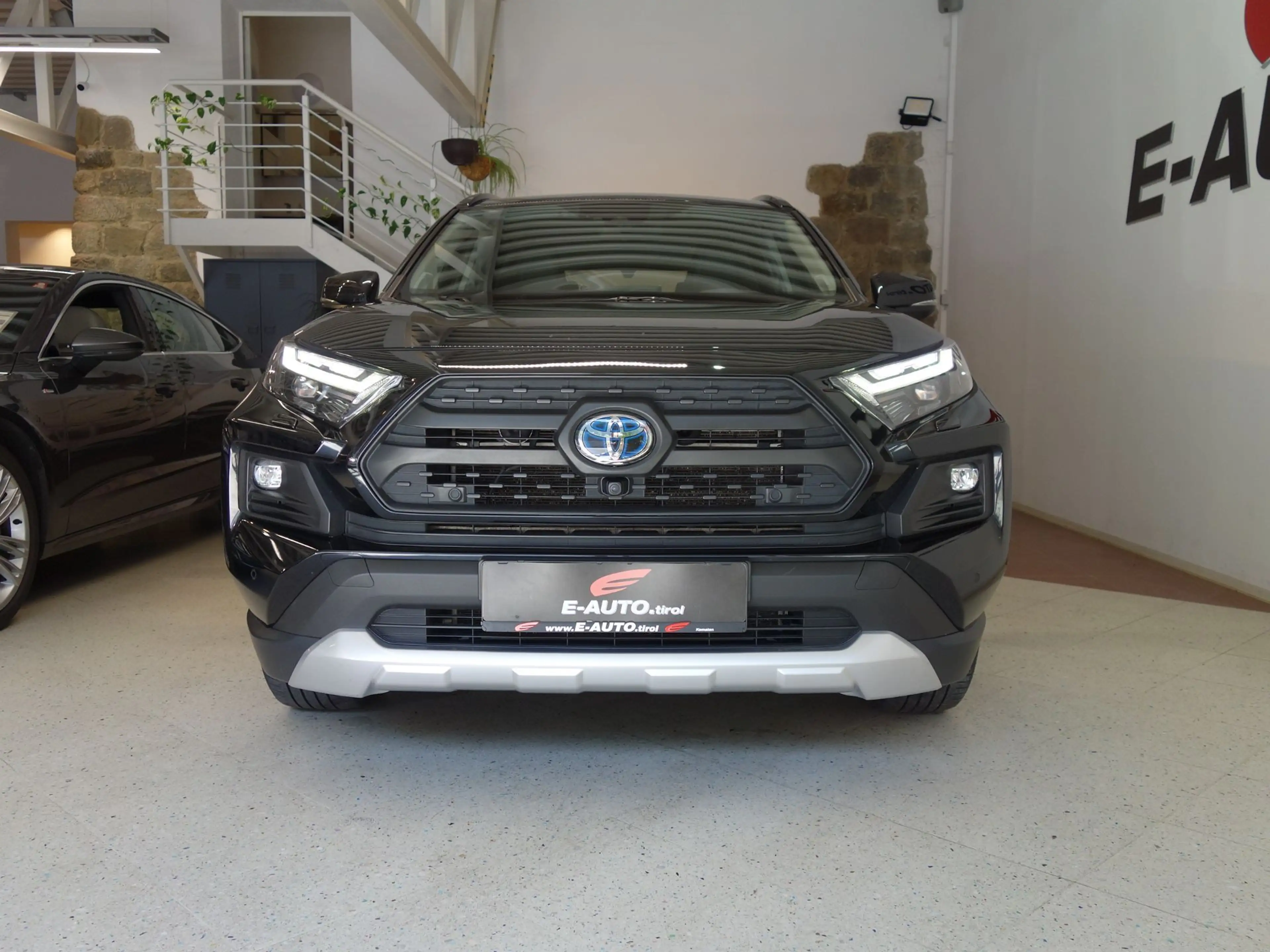 Toyota RAV 4 2,5 Hybrid Adventure AWD *SONDERMODELL *VOLL *GAR — photo 3