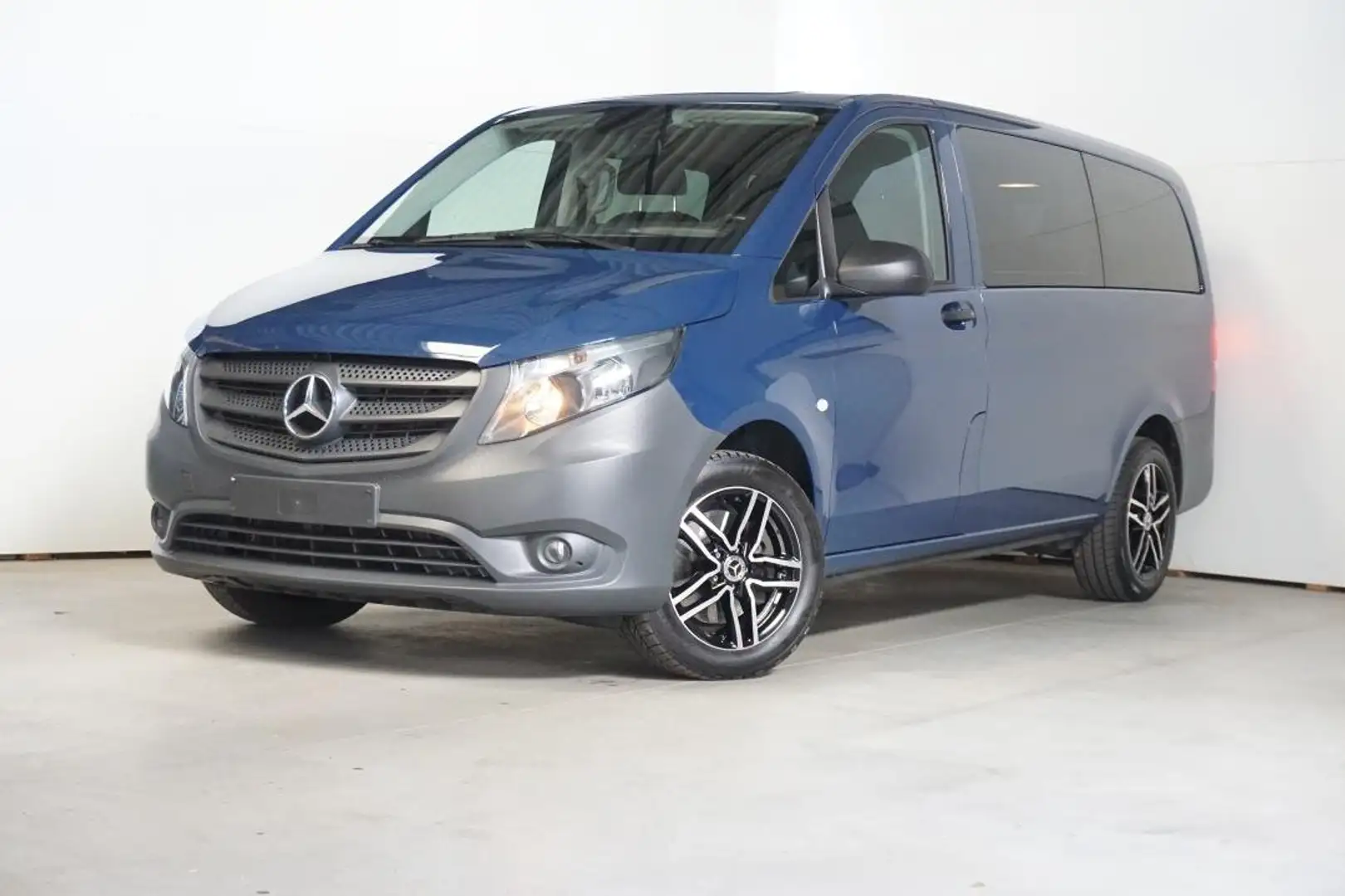 Mercedes-Benz Vito L2 - AUTOMAAT-Ombouw naar lichte vracht mogelijk Blauw - 1