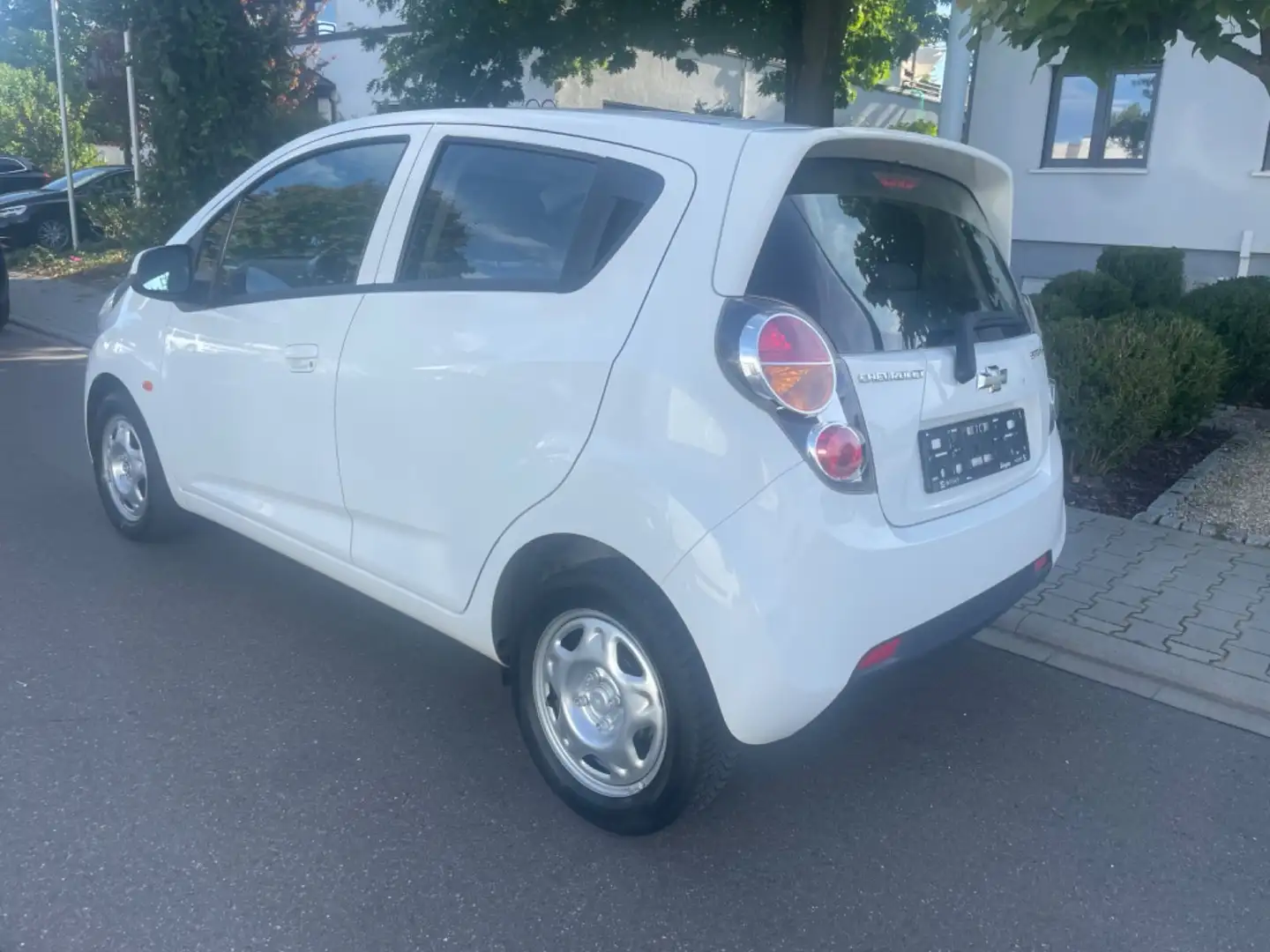 Chevrolet Spark LS KLIMA TÜV NEU !!! Weiß - 2