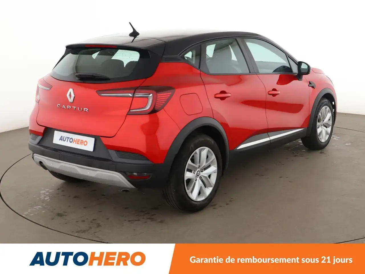 Renault Captur — photo 6