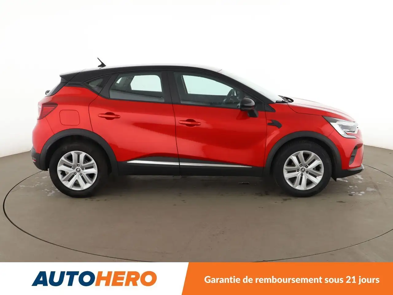Renault Captur — photo 7