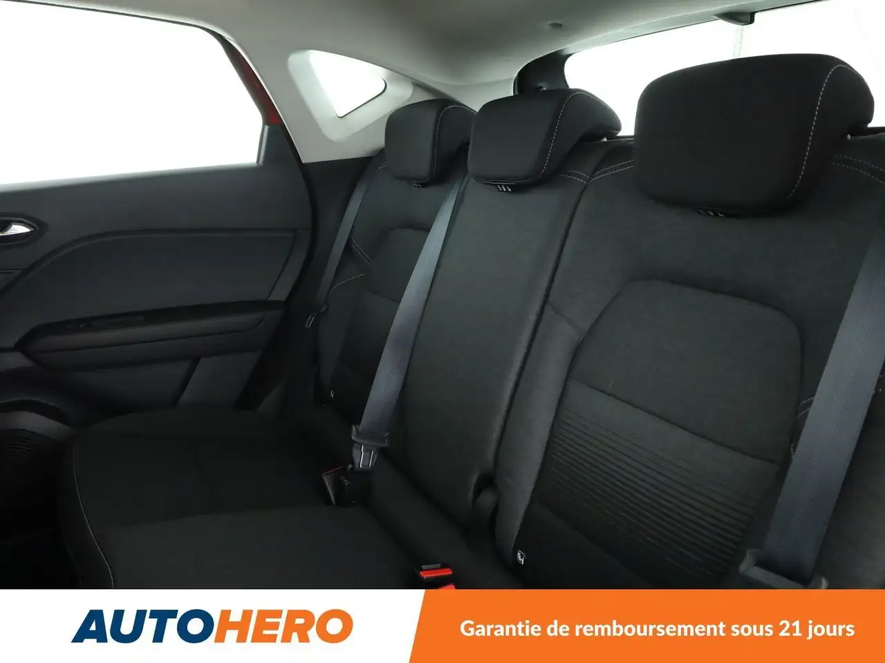 Renault Captur — photo 15