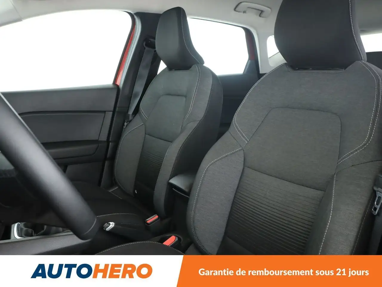 Renault Captur — photo 10