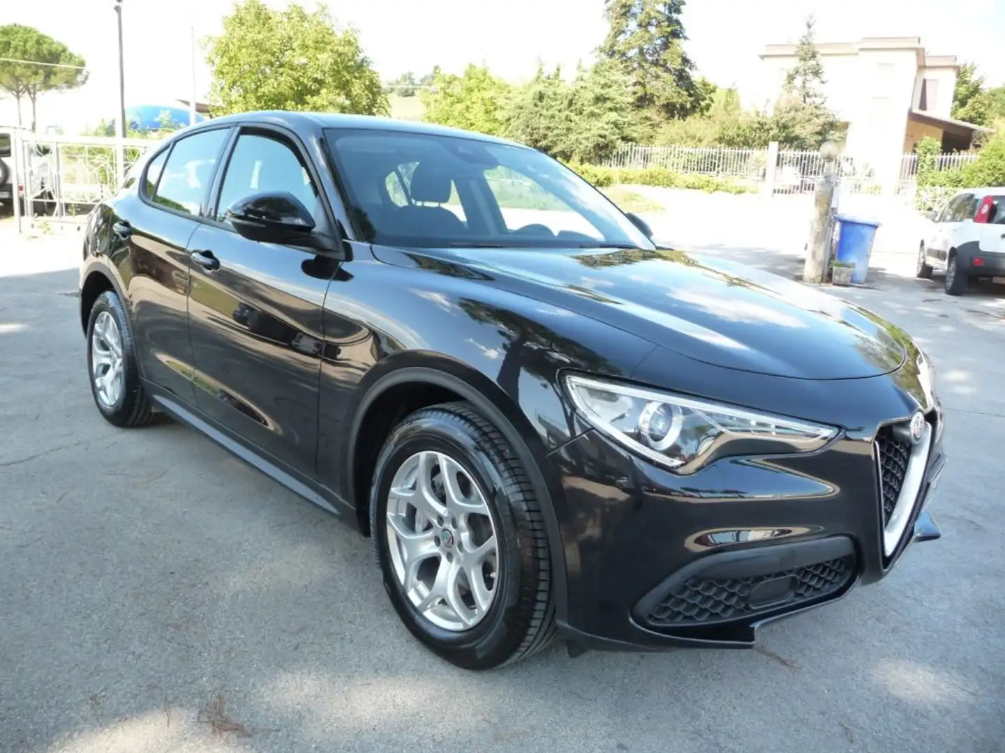 Alfa Romeo Stelvio 2.2 Turbodiesel 190 CV AT8 Q4 Nero - 2