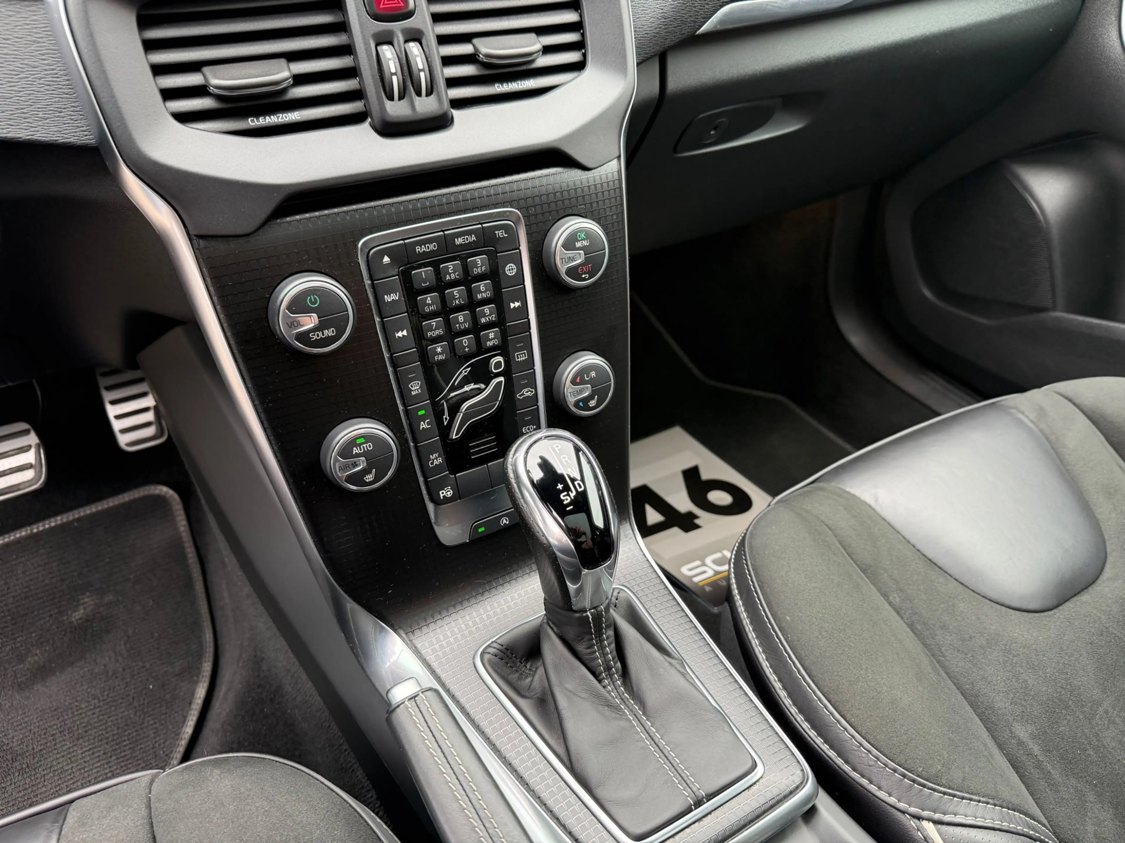 Volvo V40 1.5 T3 Kinetic|NAP|Panoramadak|Achteruitrijd cam — photo 13