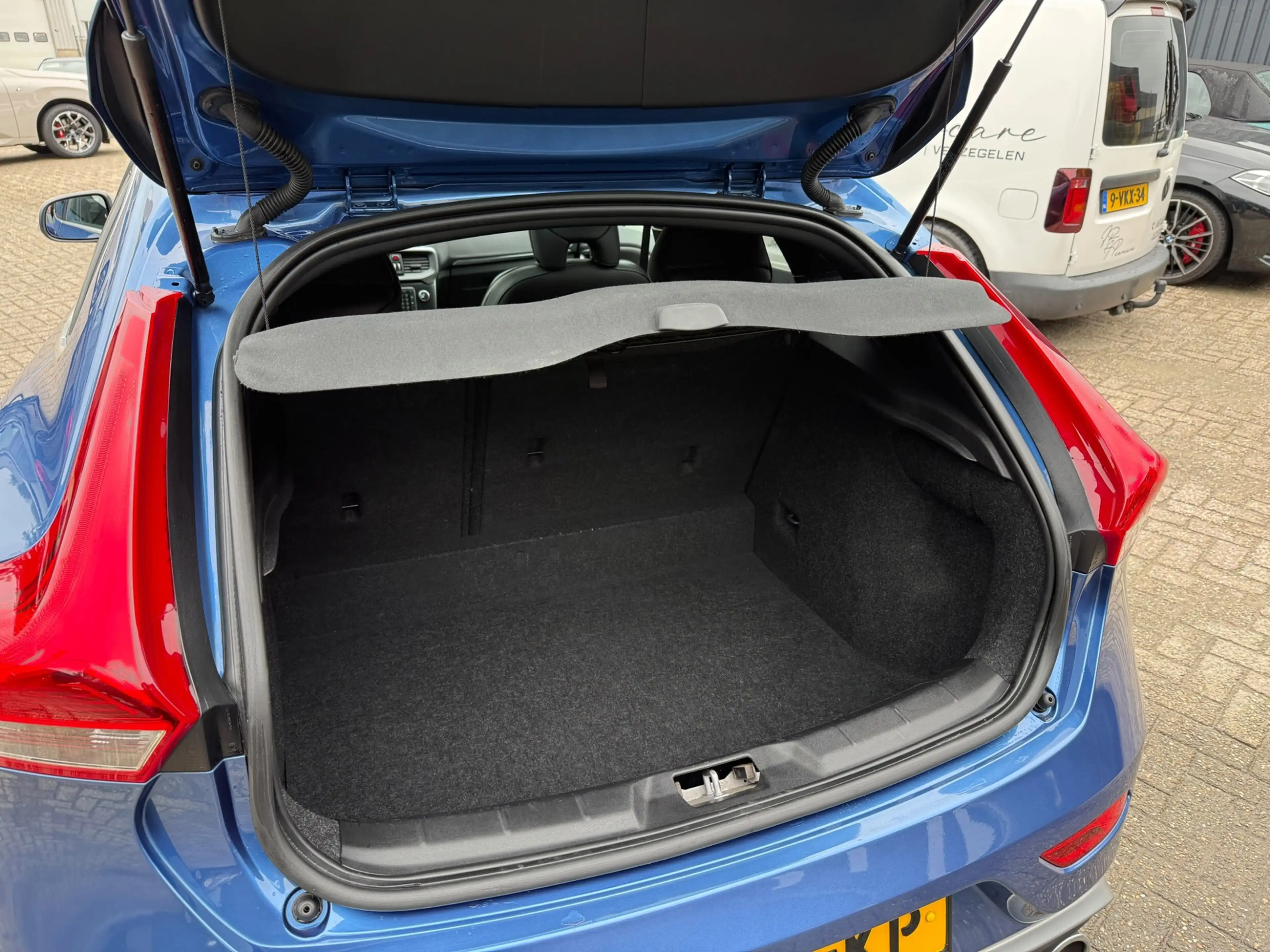 Volvo V40 1.5 T3 Kinetic|NAP|Panoramadak|Achteruitrijd cam — photo 6
