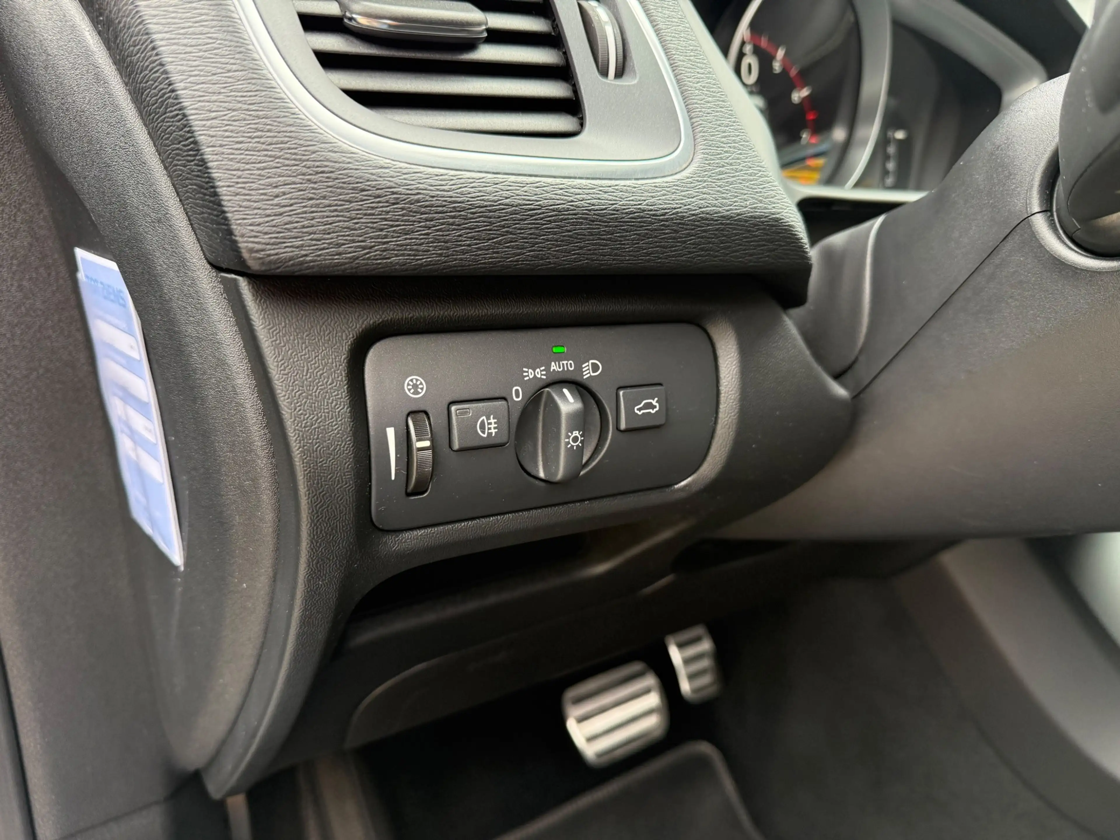 Volvo V40 1.5 T3 Kinetic|NAP|Panoramadak|Achteruitrijd cam — photo 5