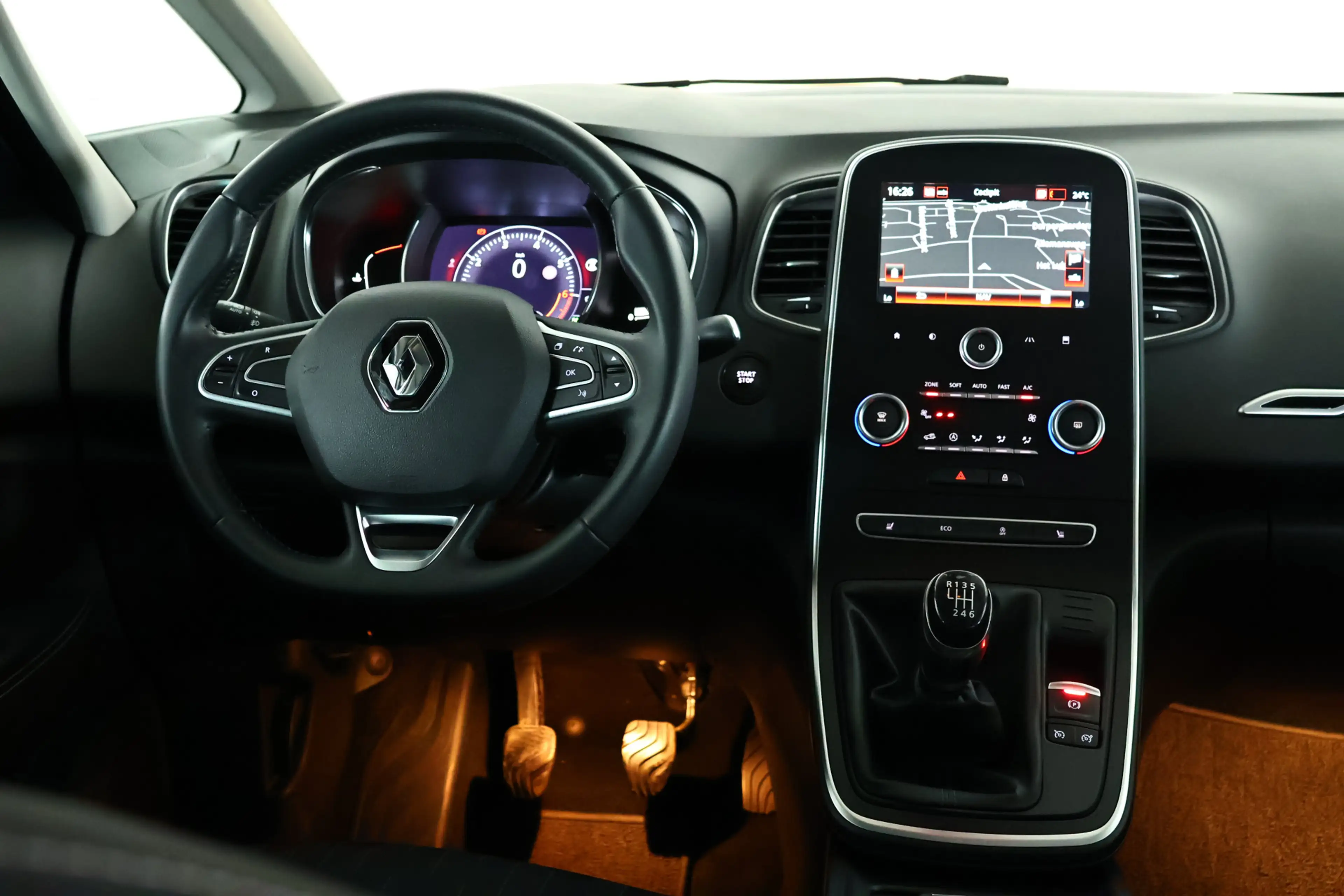 Renault Grand Scenic 1.3 TCe Limited / Navi / Trekhaak / Keyless / DAB — photo 16