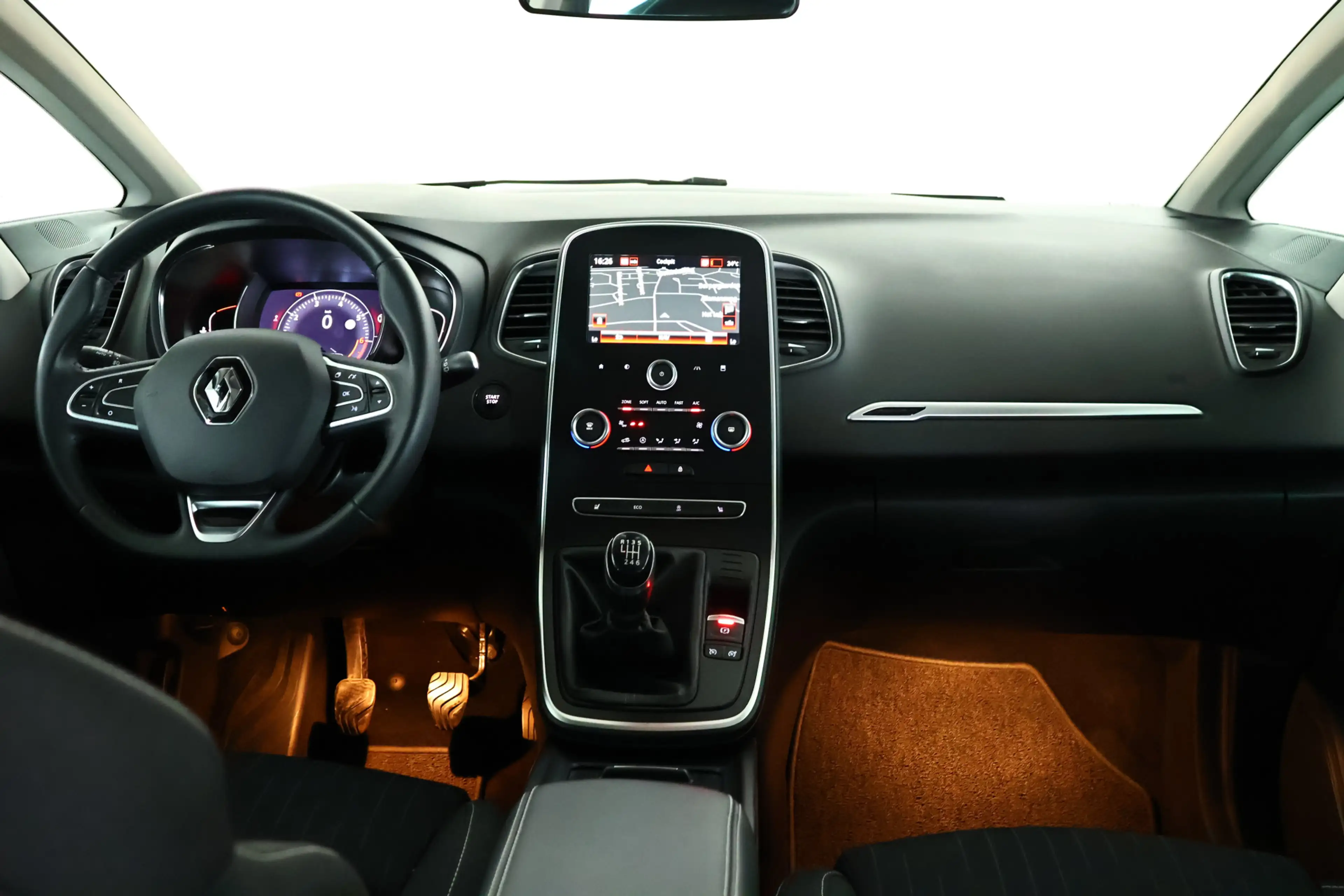 Renault Grand Scenic 1.3 TCe Limited / Navi / Trekhaak / Keyless / DAB — photo 15