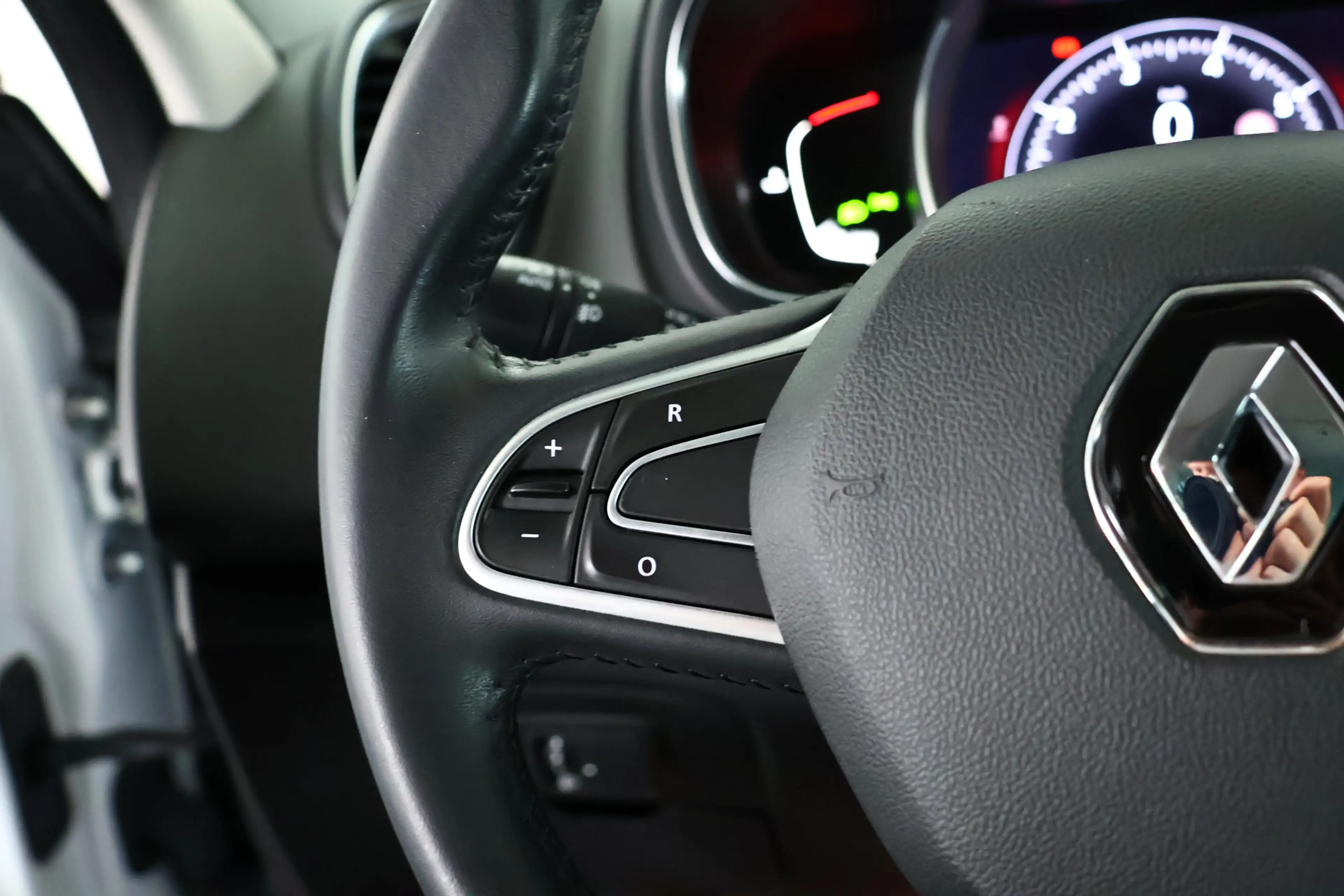 Renault Grand Scenic 1.3 TCe Limited / Navi / Trekhaak / Keyless / DAB — photo 17
