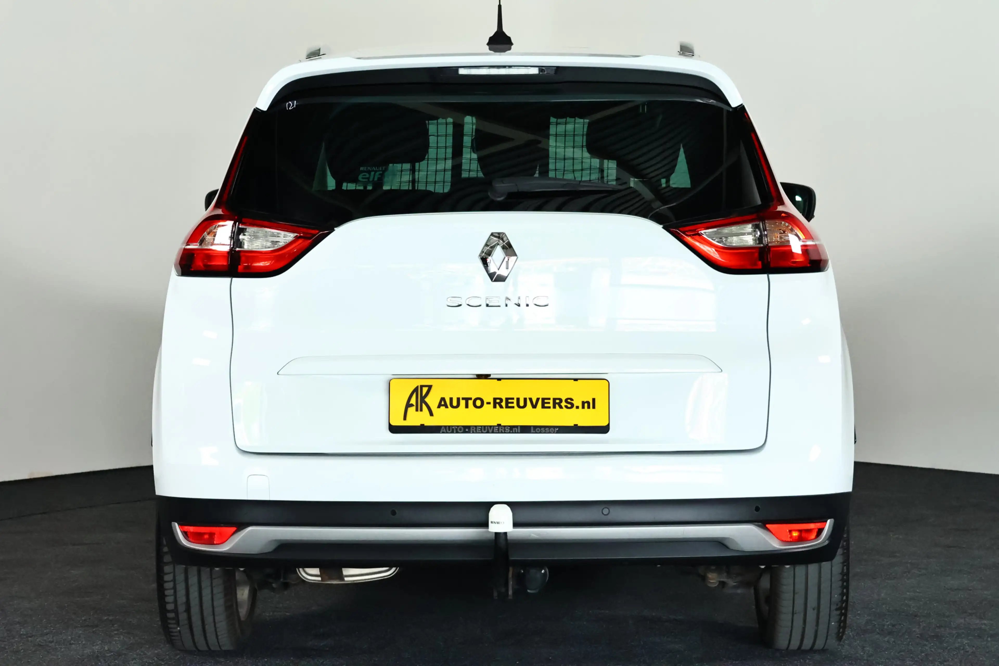 Renault Grand Scenic 1.3 TCe Limited / Navi / Trekhaak / Keyless / DAB — photo 9