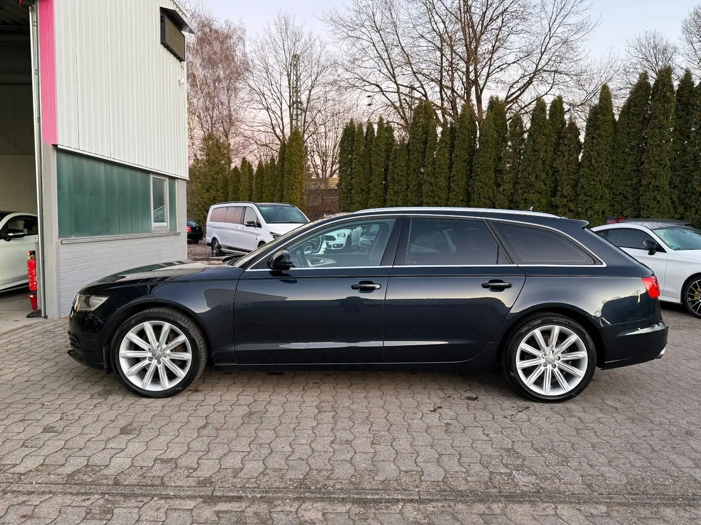 Audi A6 Avant 3.0 TDI, HUP/BOSE/STEUERK. NEU/GARANTIE Blau - 2