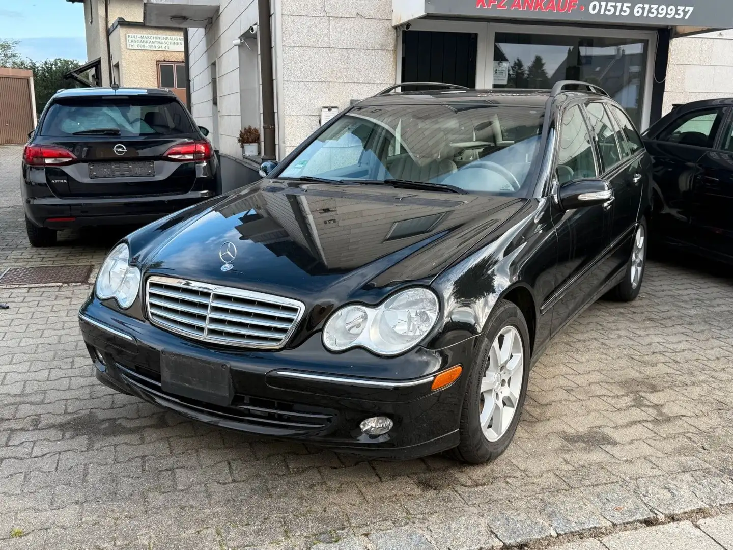 Mercedes-Benz C 240 T AVANTGARDE Siyah - 1
