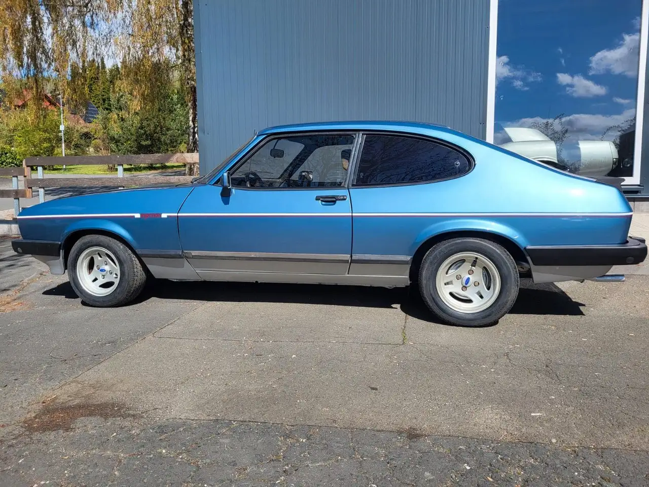 Ford Capri 2.8 Injection TÜV/H neu, foto 2