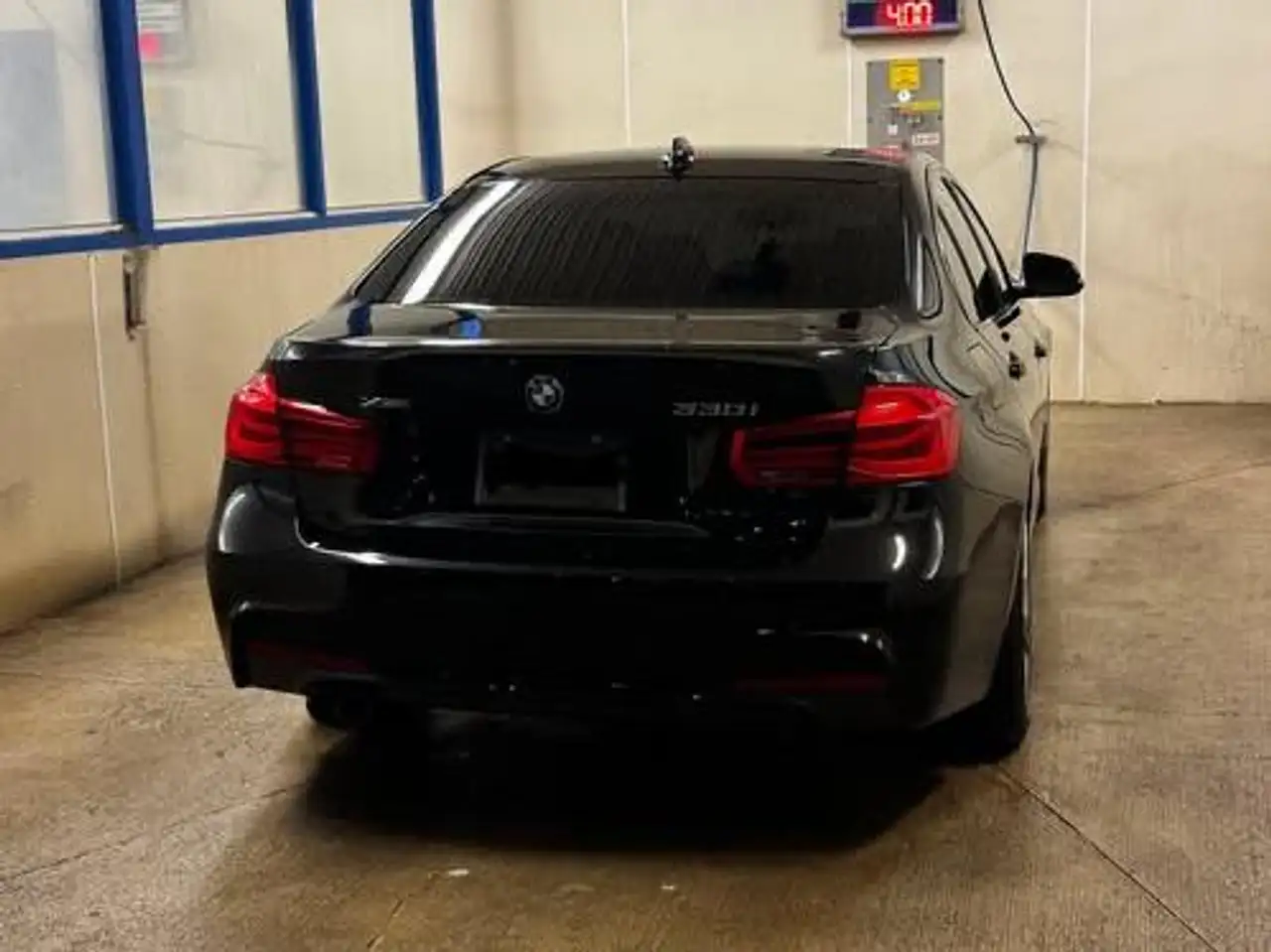BMW 3 Series снимка BMW 3 Series