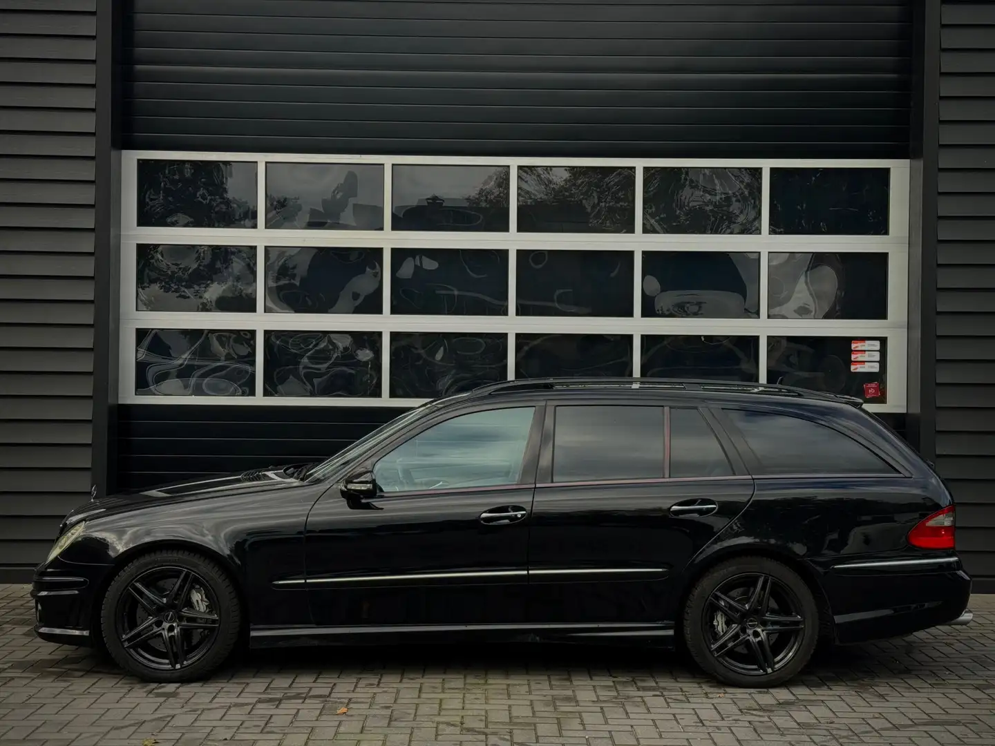 Mercedes-Benz E 63 AMG Estate E63 Station Чорний - 2